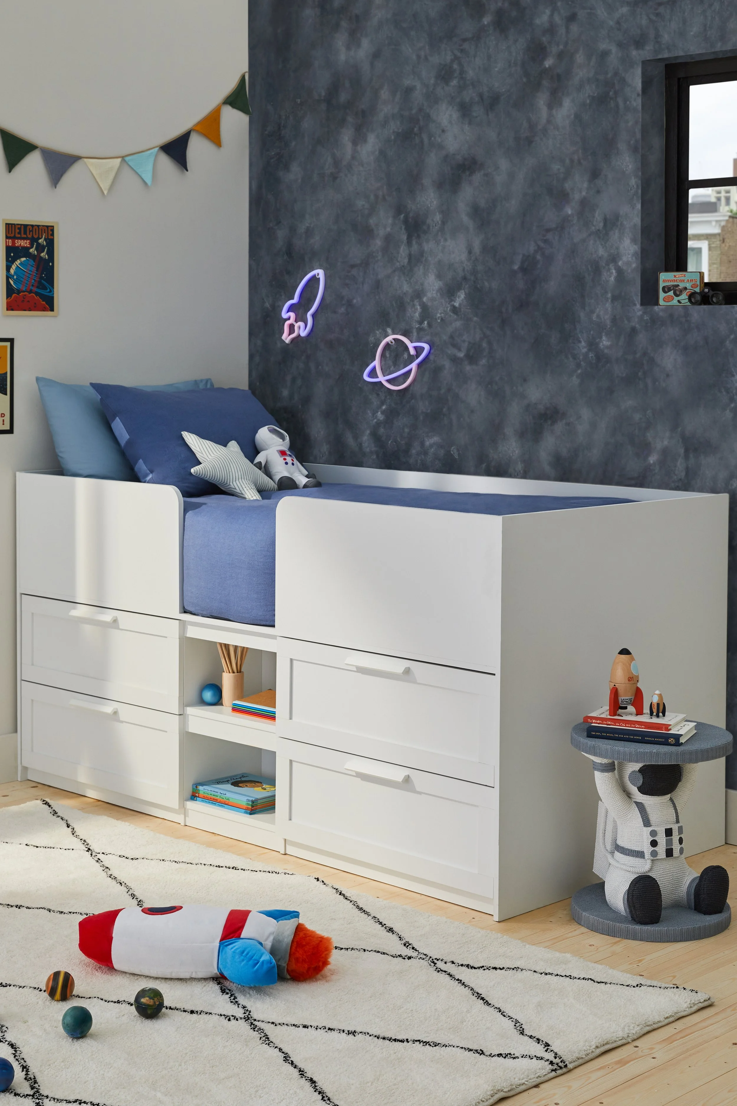 G52_SS_ITQ87699_SM_001.jpg