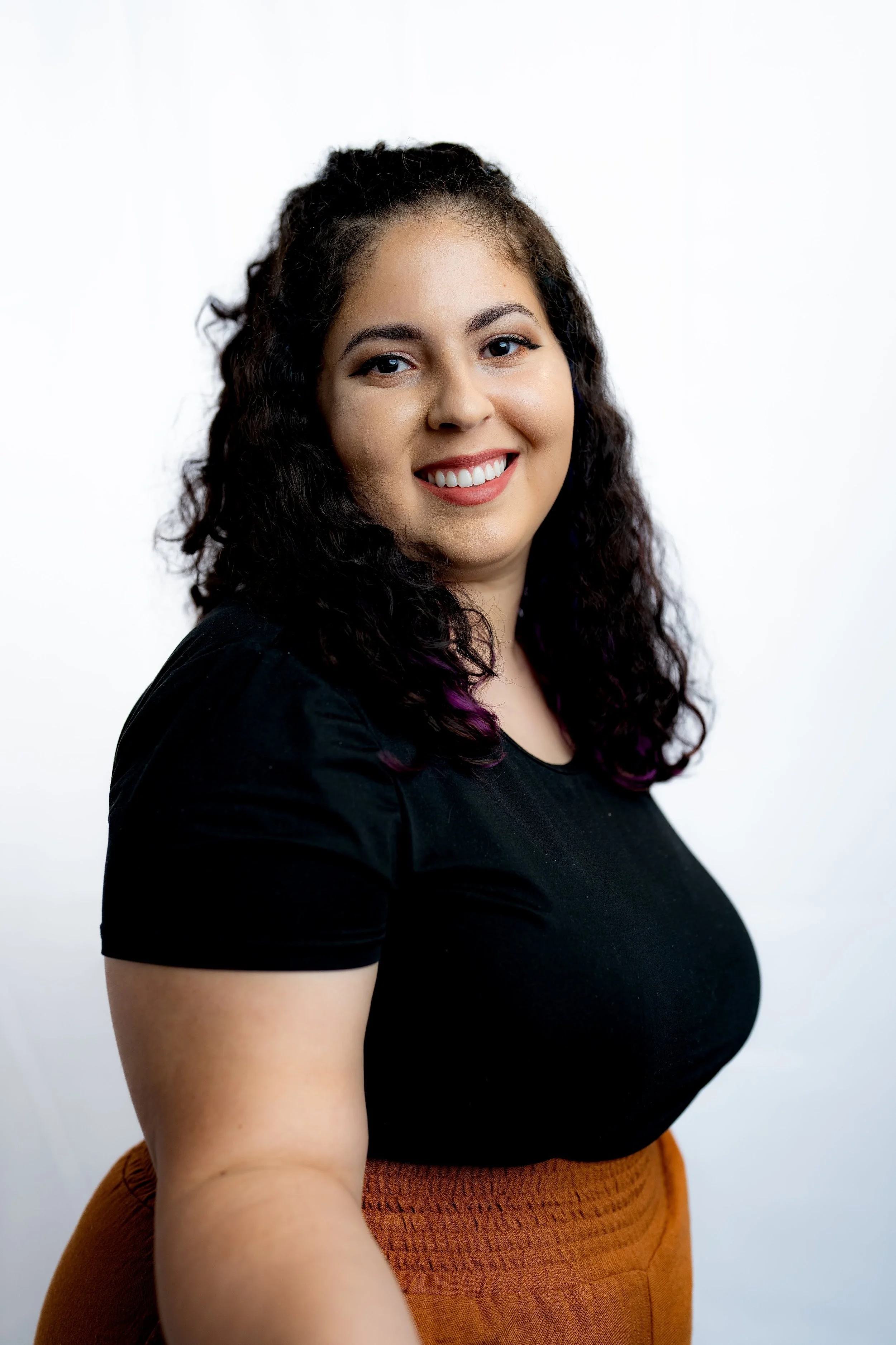 ETA Happy Hr Head Shots-134.jpg