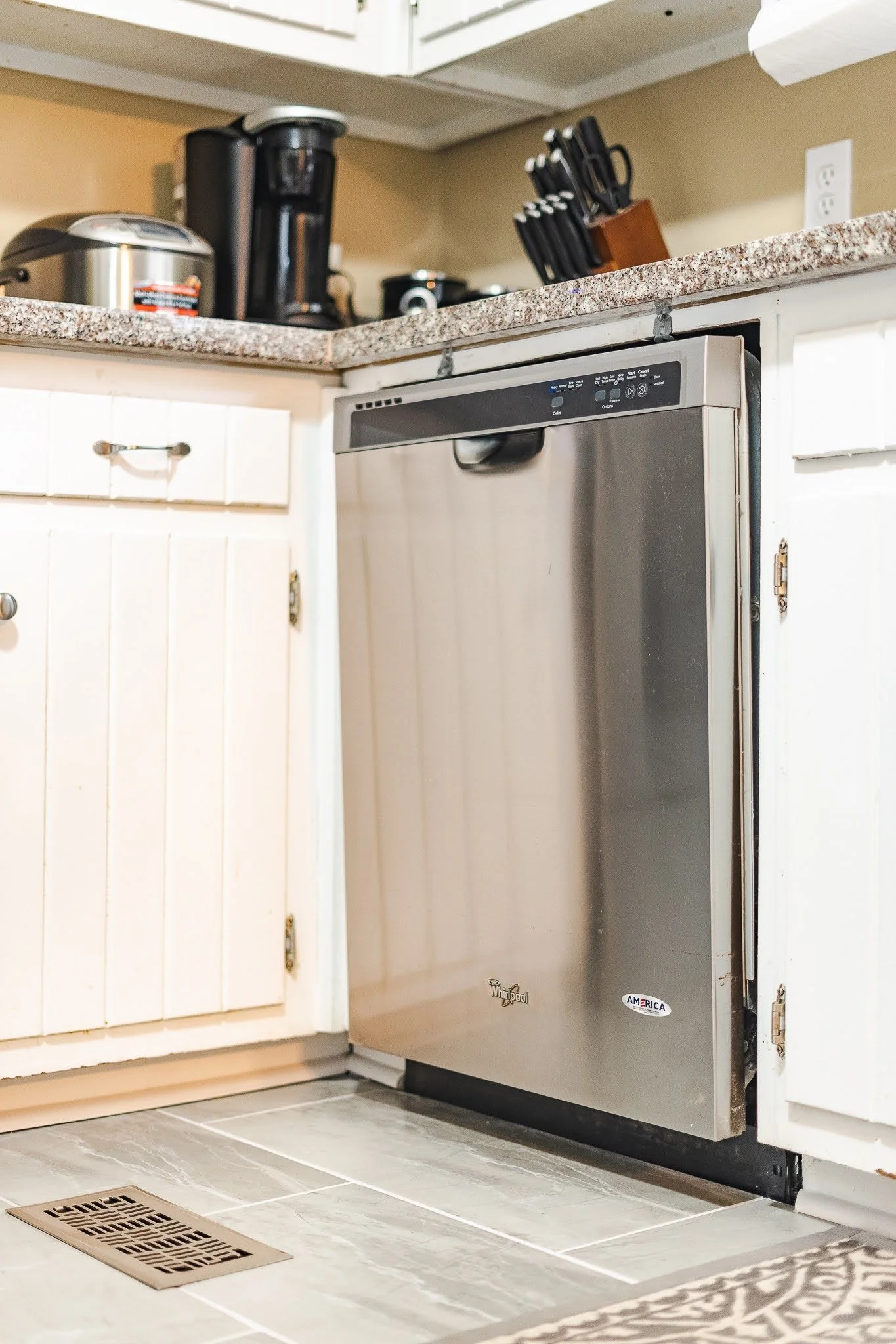 1013 Darvin Ln-06.jpg