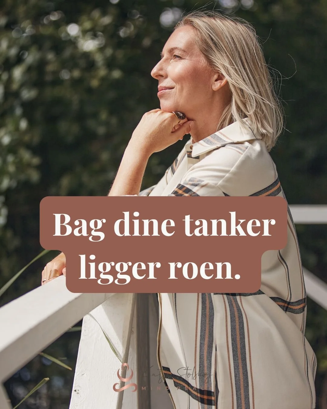 Nogle tanker skaber frygt. Andre skaber ro.

Bevidstheden kan v&aelig;re um&aring;delig sv&aelig;r at finde frem, n&aring;r &aelig;ngsteligheden fylder i kroppen.

Men du har altid valget til at v&aelig;lge hvilke tanker, der f&aring;r lov at definer