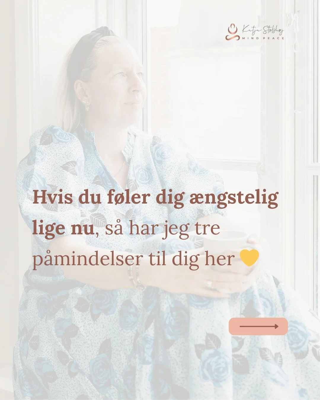 Mange pr&oslash;ver at finde ro fra angsten ved at kontrollere deres tanker, analysere deres f&oslash;lelser eller k&aelig;mpe sig v&aelig;k fra angsten.

Jeg gjorde selv det samme i mange &aring;r.

Men noget begyndte at &aelig;ndre sig, da jeg opda