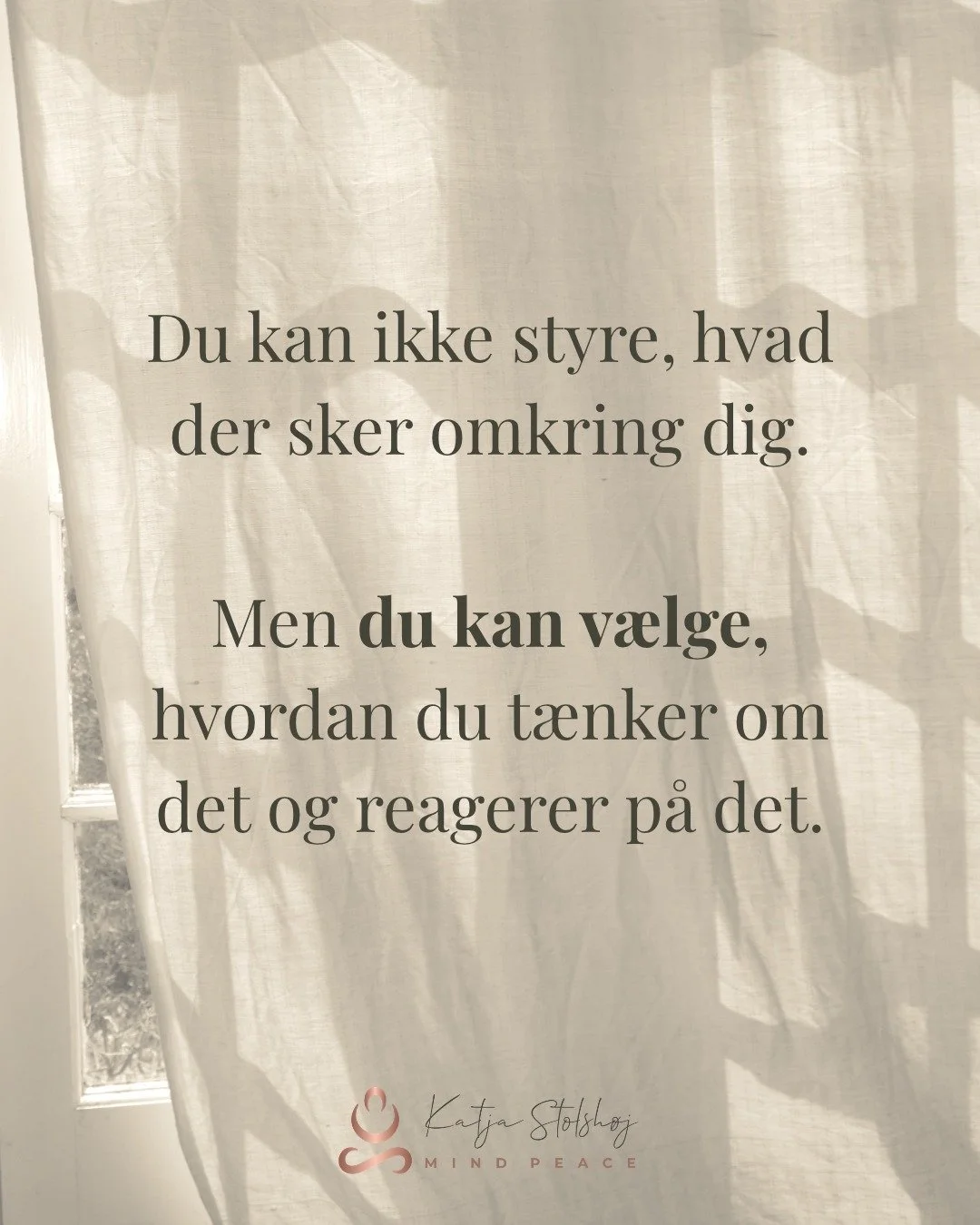 Bruger du meget energi p&aring; det, du ikke selv kan kontrollere?

Det g&oslash;r vi mennesker ofte. N&aring;r noget f&oslash;les usikkert eller sv&aelig;rt, kan frygten hurtigt begynde at fort&aelig;lle os historier om, hvad der kan g&aring; galt, 