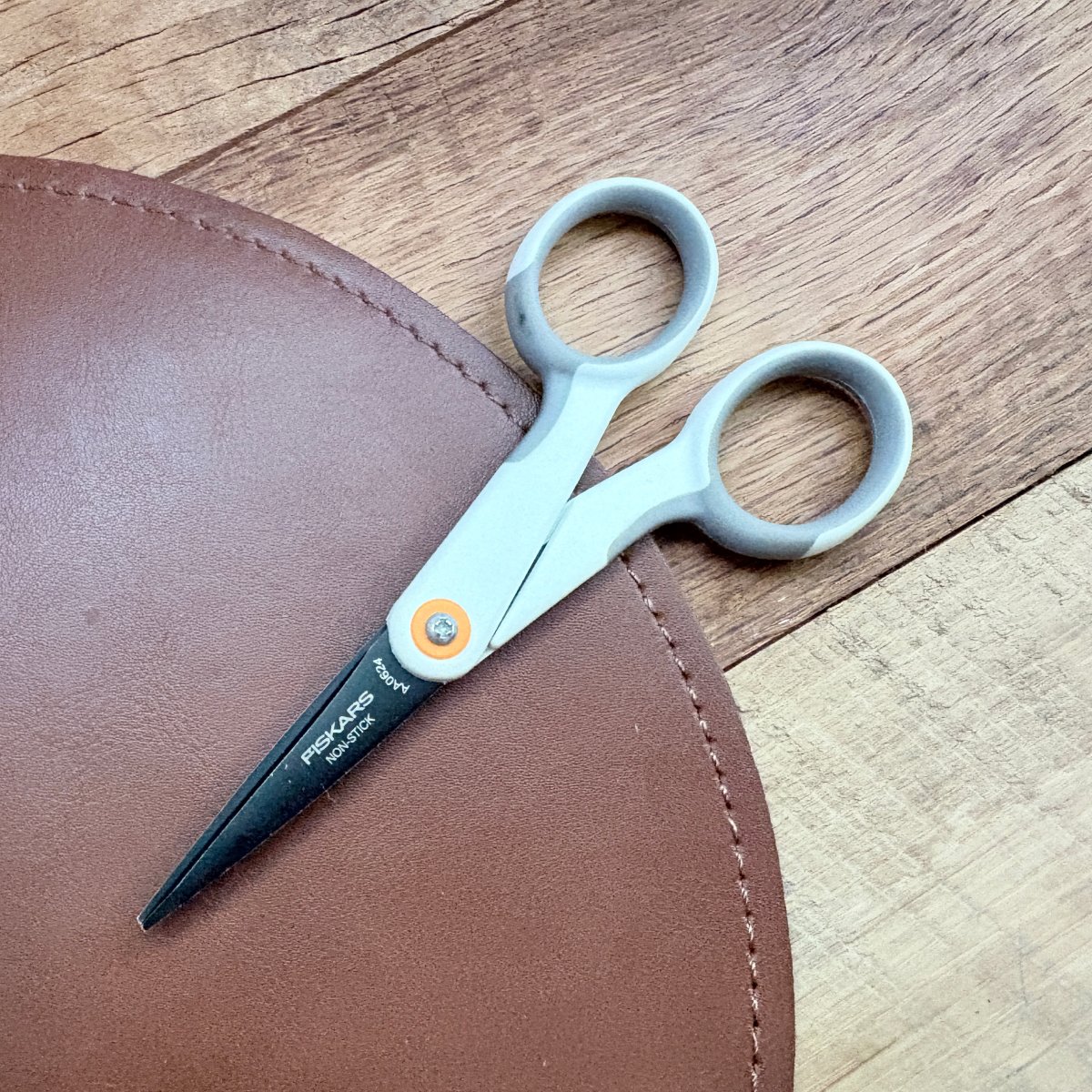 Fiskars non-stick 5" scissors