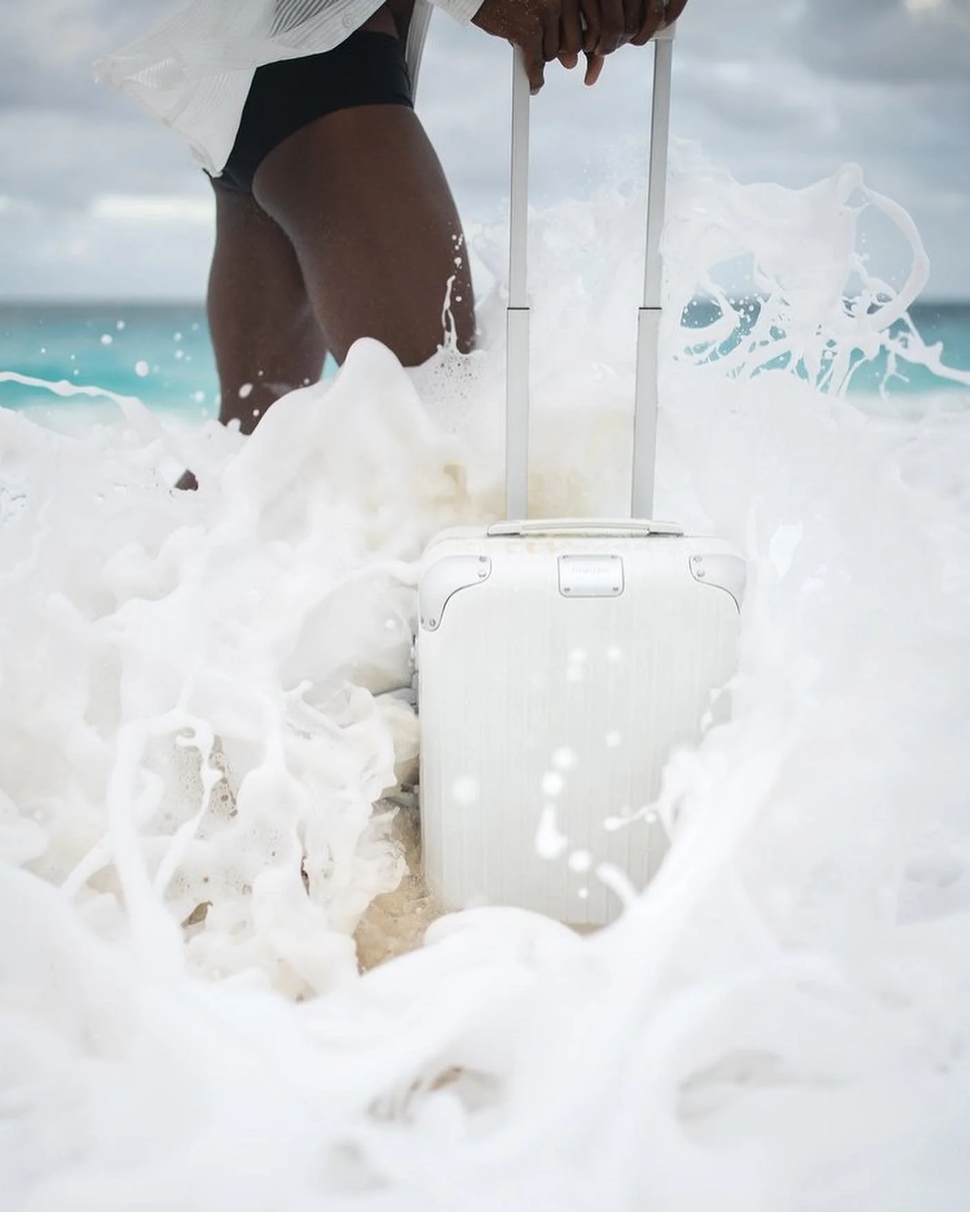 #StyledbyRachelD 
Photographer: @melalcena 
Model: @desmondobootle 
For: @rimowa