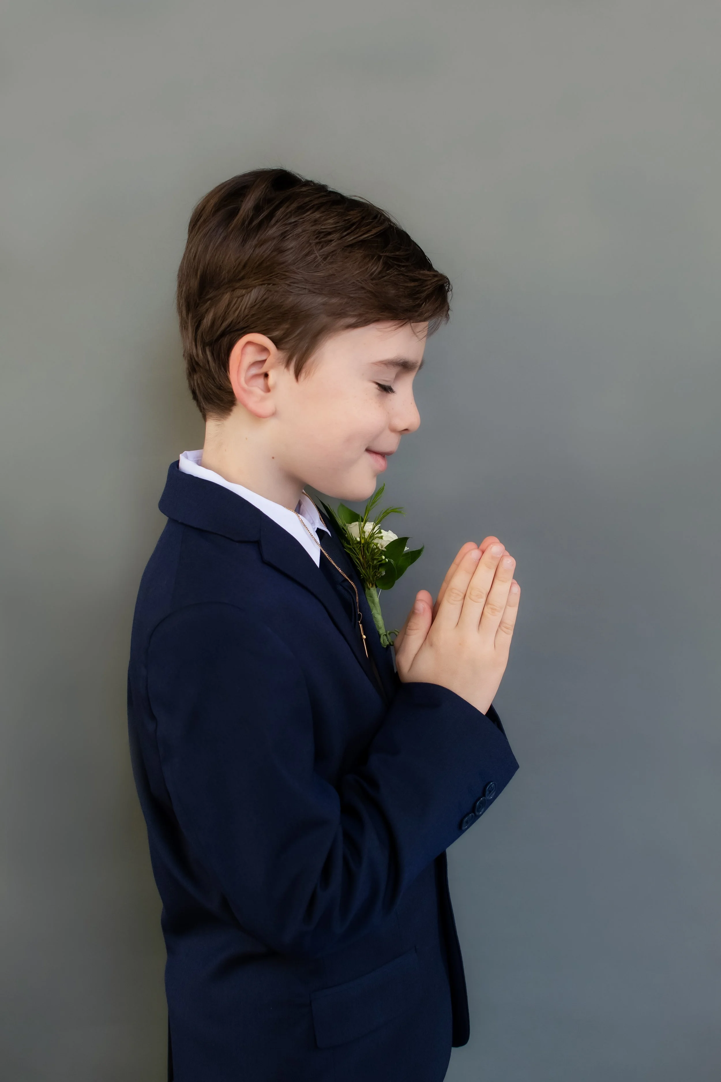 Howard Bengoechea First Communion 0504-24-3.jpg