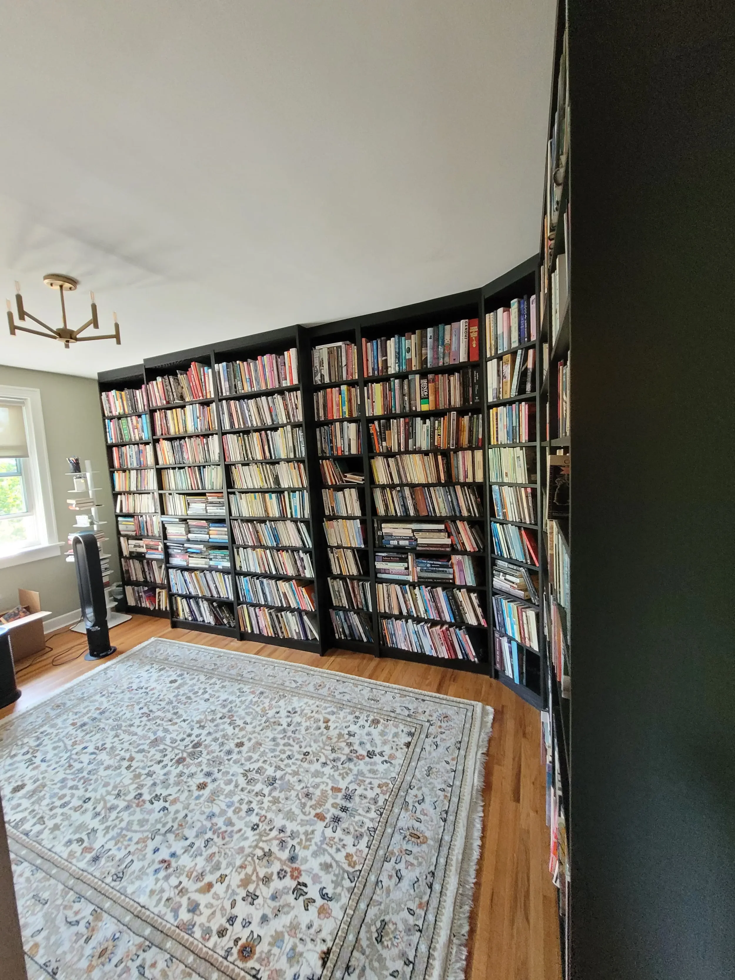 Custom interior designer and interior decorator