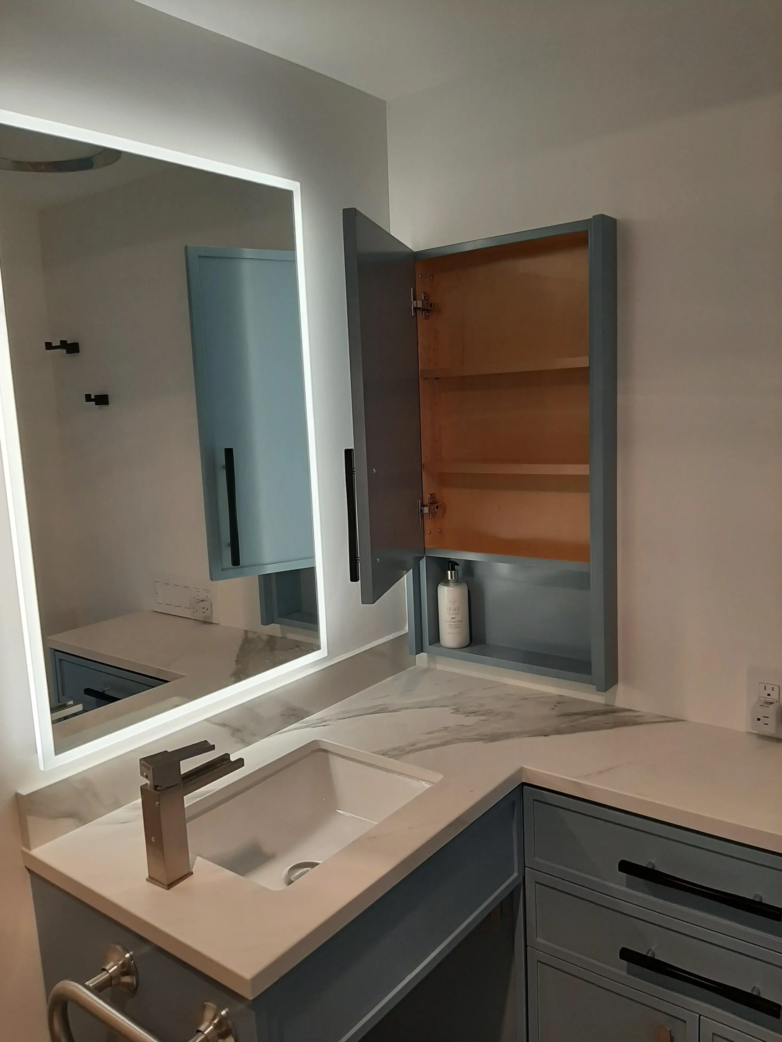 Custom Accessible Condo Bathroom - Luxury interior designer and interior decorator