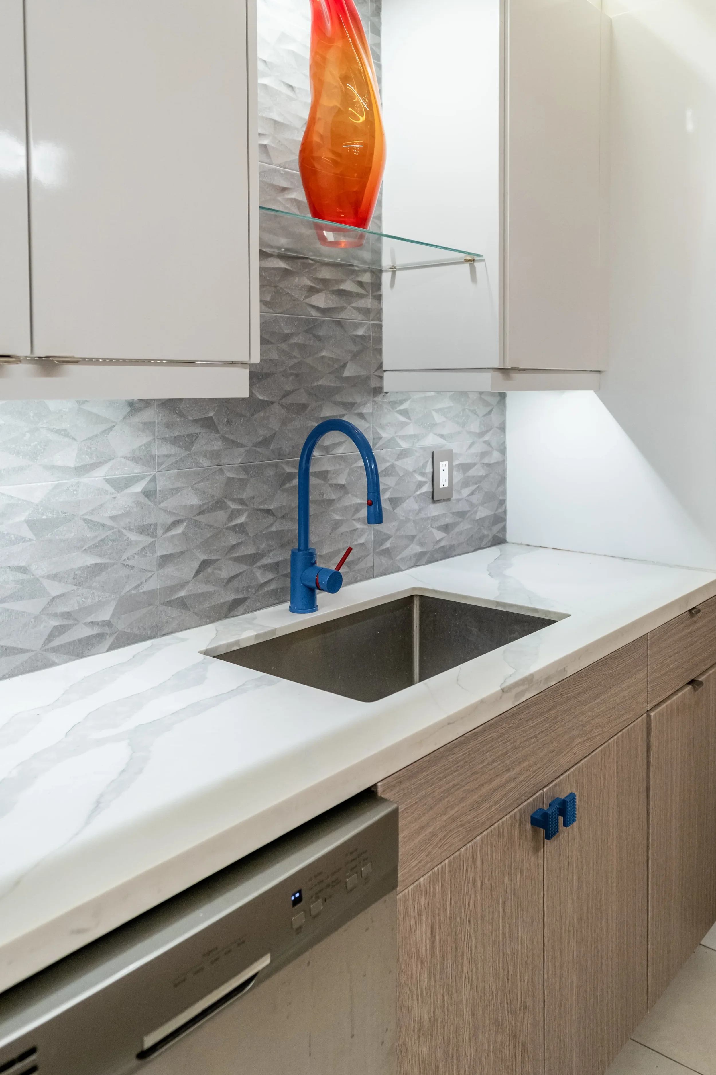 Luxury interior designer and interior decorator