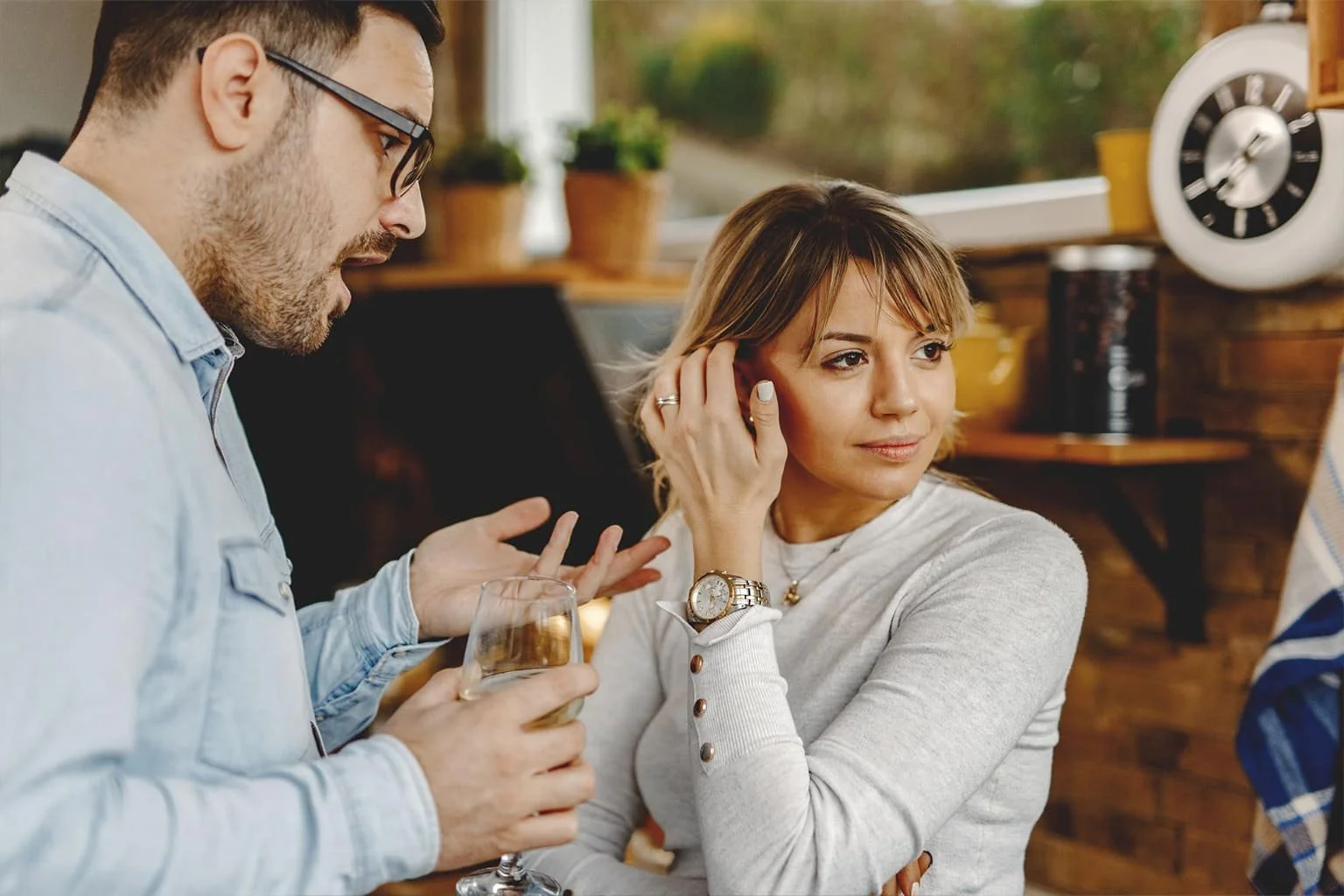 Dating Anxiety in Miami: Why Meeting People Feels So Hard