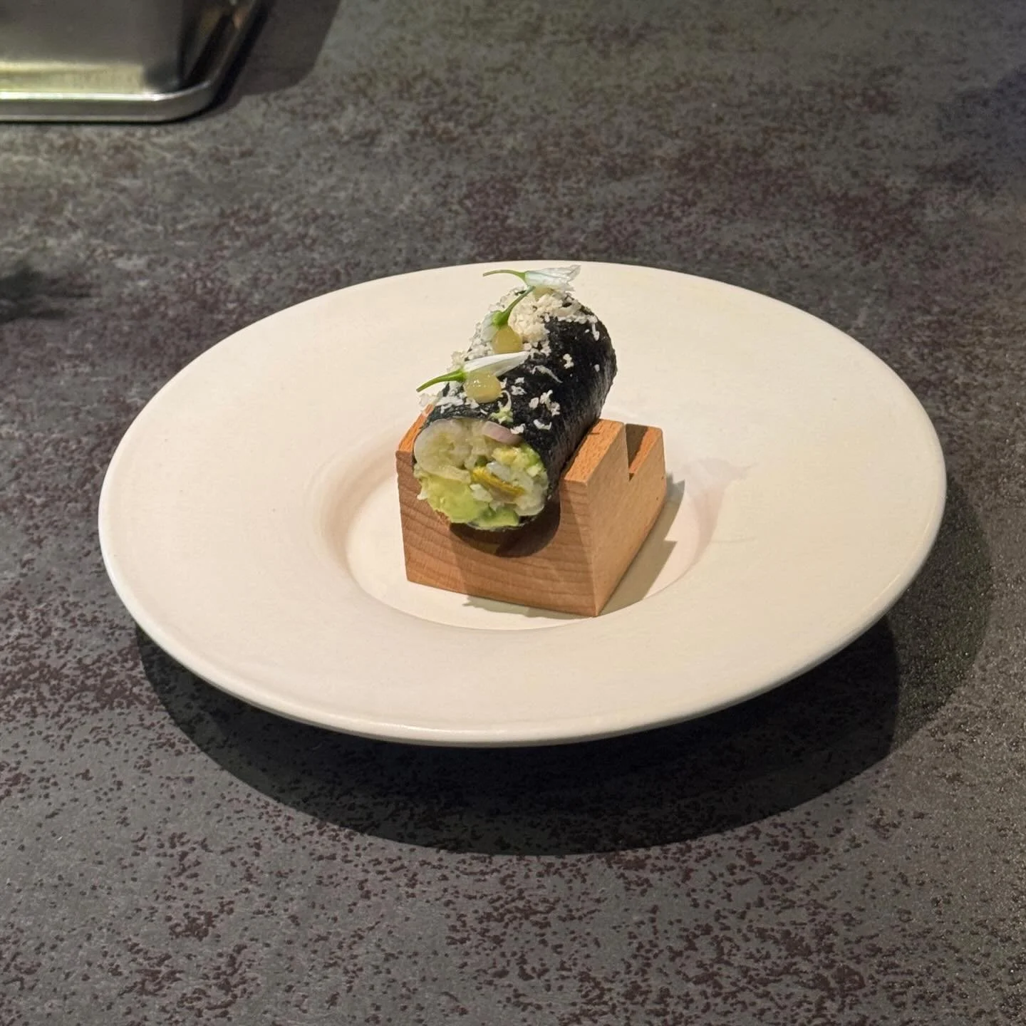 Land of the Rising Sun

Hiramasa&nbsp; |&nbsp; Crispy Nori&nbsp; |&nbsp; Wasabi&nbsp; |&nbsp; Green Tomato Ponzu

This is #Luthun

#finedining 
#eastvillagenyc 
#michelin 
#michelinguide