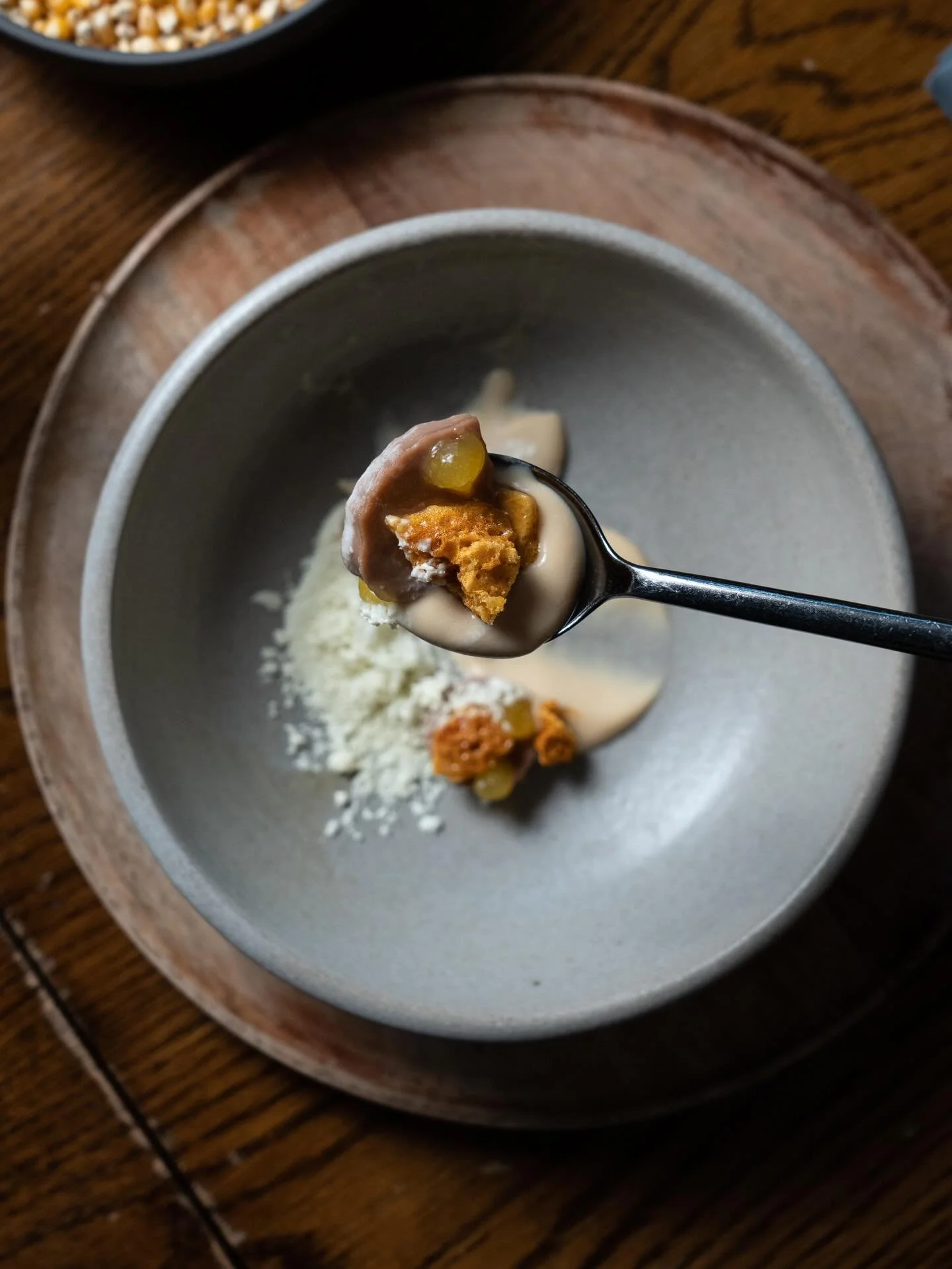 Sweet Treat.

Panna Cotta. Caramelized Banana. Yuzu. Tarragon Snow.

This is #Luthun

#finedining
#eastvillagenyc
#michelin
#michelinguide