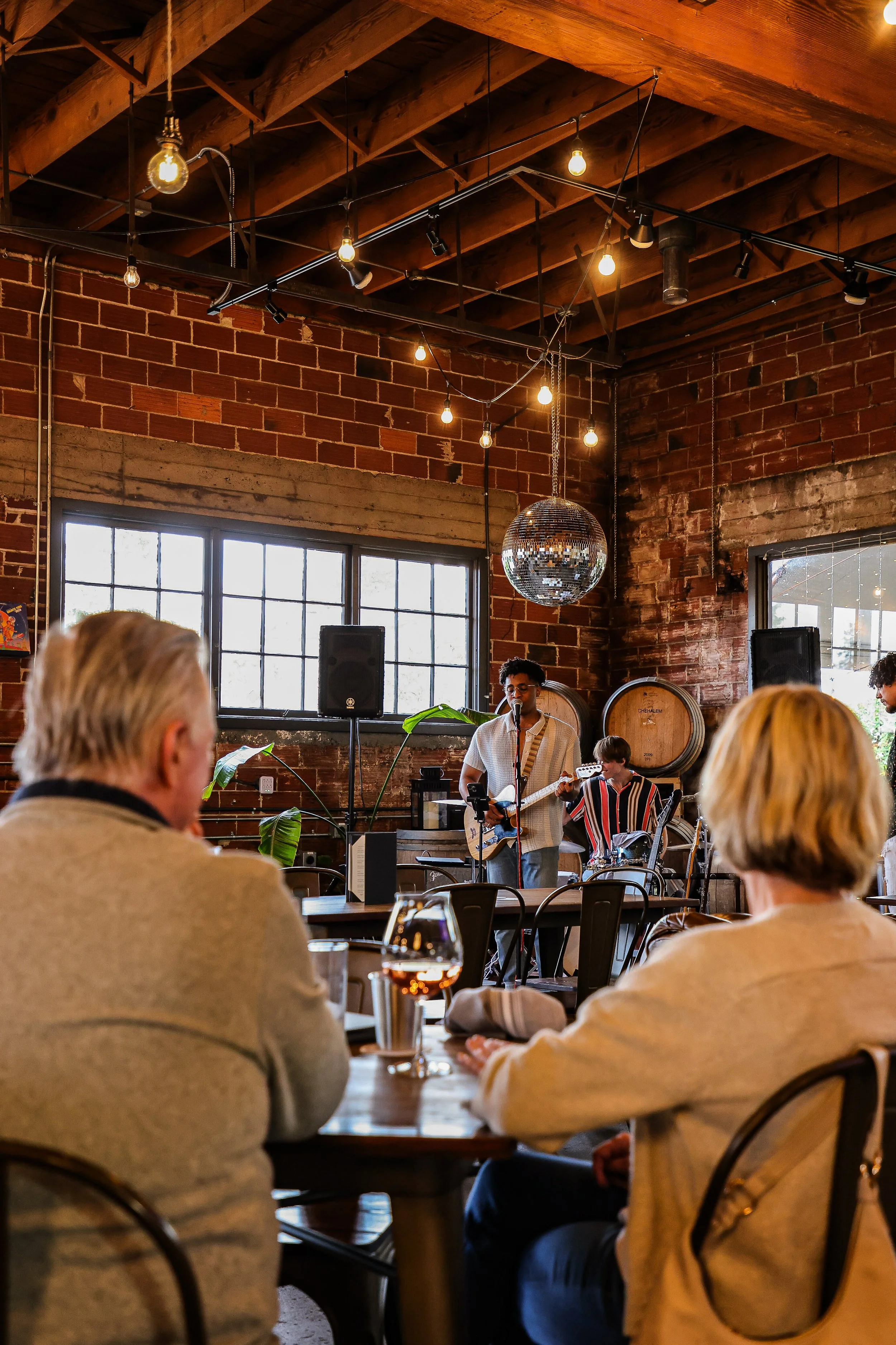 couple at table-V.Artis.jpg