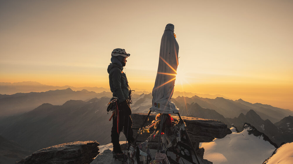 Kate reaches the summit