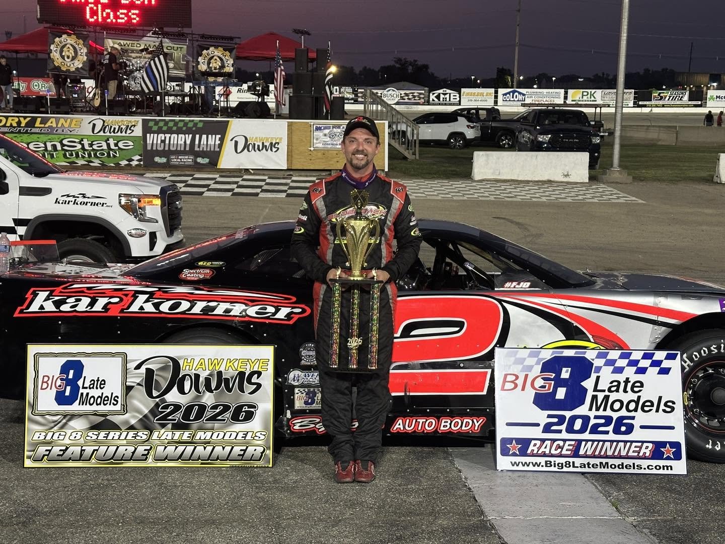 The Gazette: Record-setting driver Michael Bilderback wins Big 8 at Hawkeye Downs