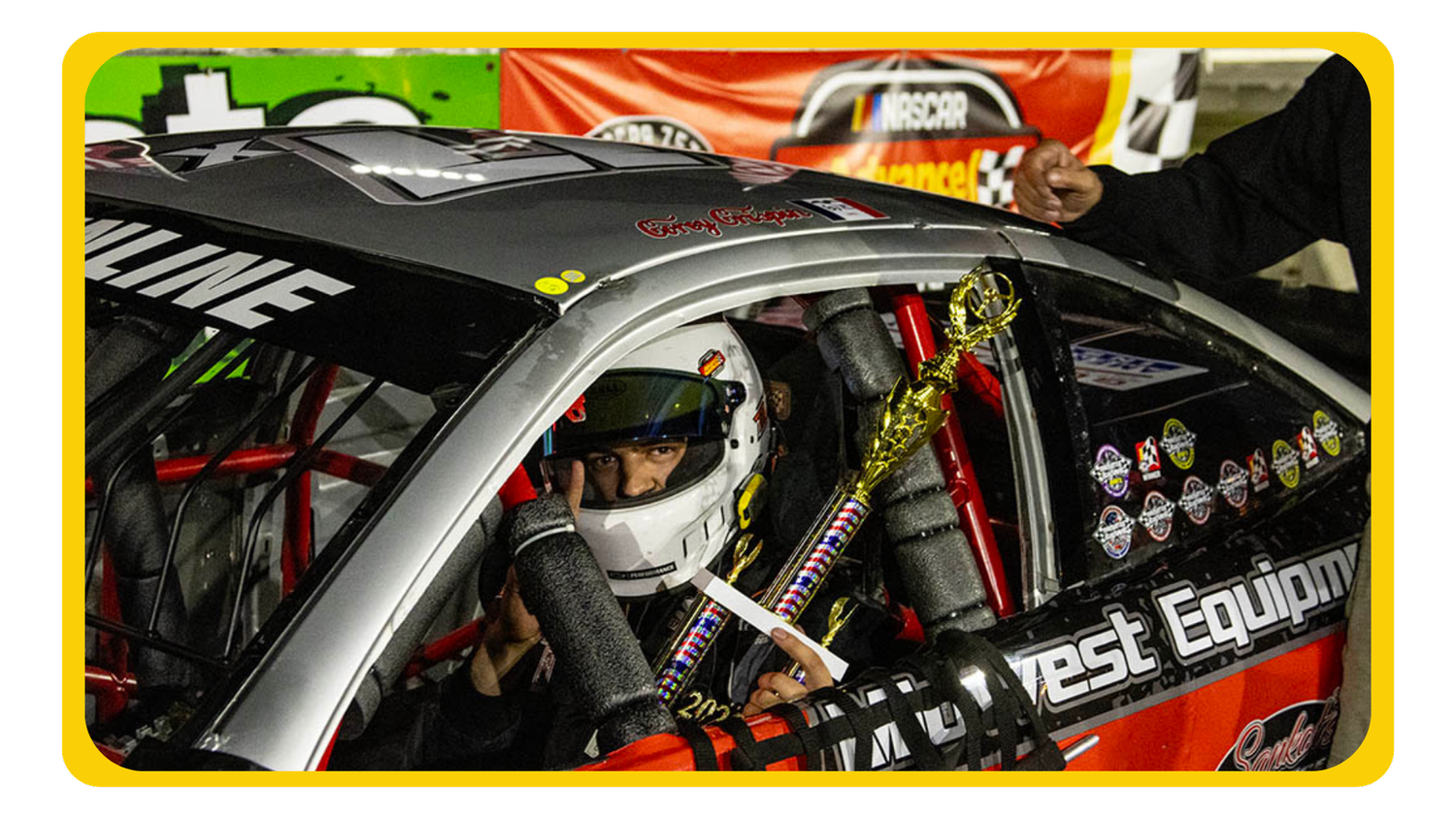 Mid-Season Championship Night, 200-Lap Enduro Race Recap | Hawkeye Downs