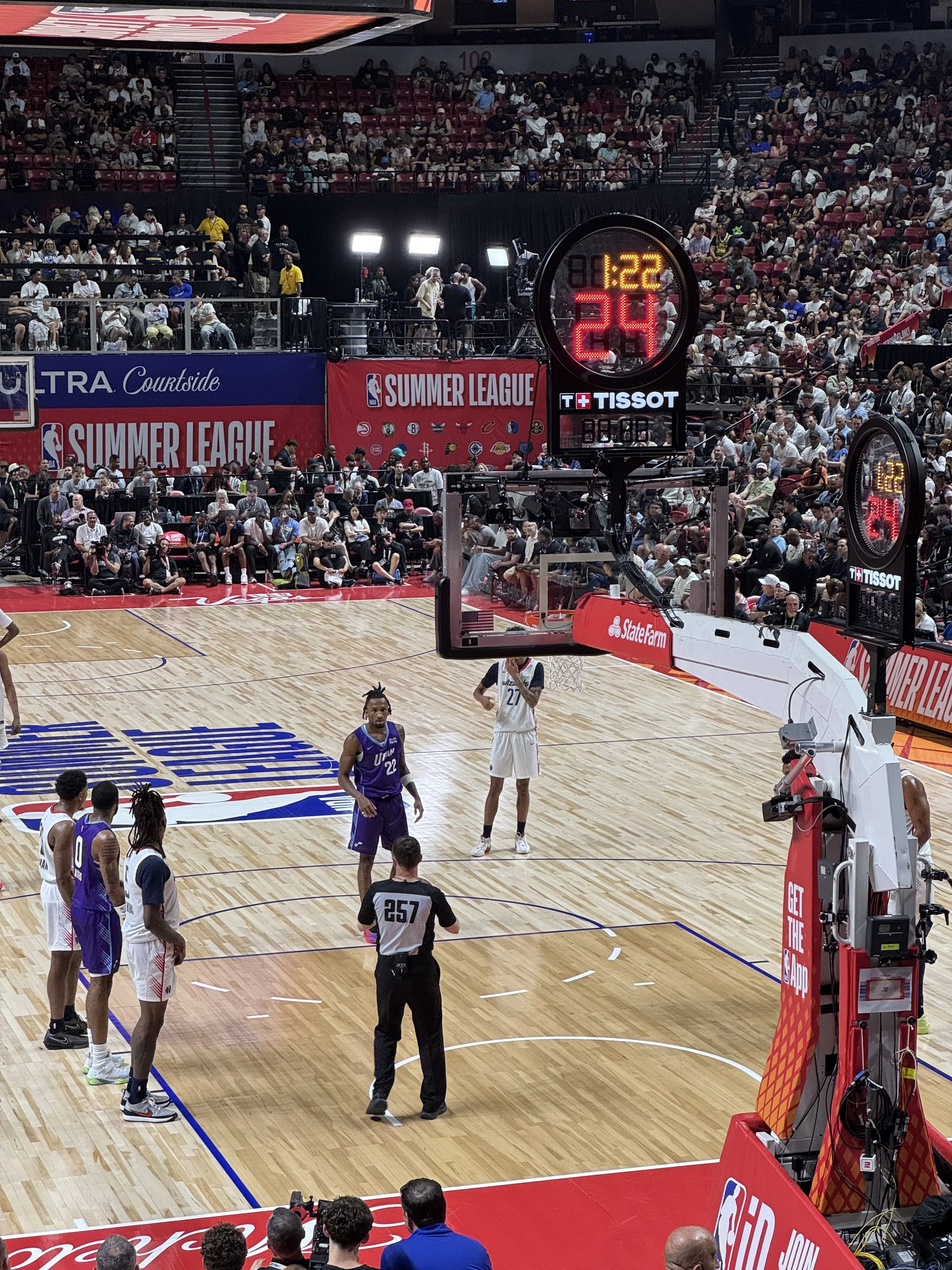 【NBA夏季聯賽現場】狀元AJ Dybantsa夏聯首戰轟27分力壓榜眼Darryn Peterson