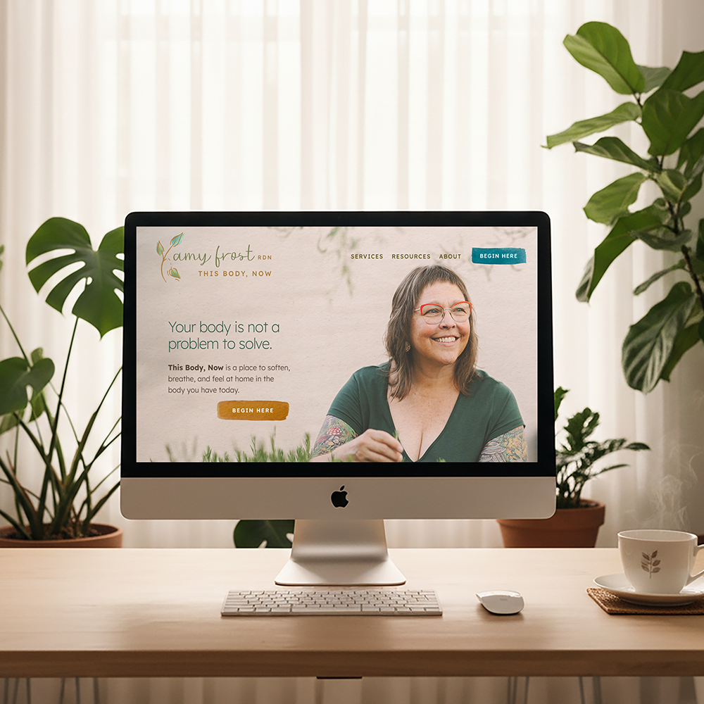 Mockup-Amy Frost-S.png