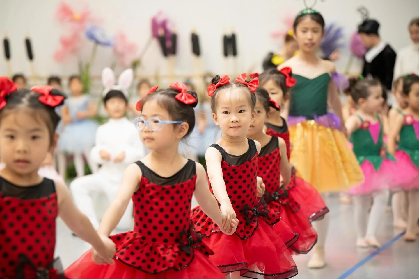 Magic is in the air at @osipovaballetacademy ✨🌷

With less than one week remaining until the return of Marina Osipova&rsquo;s &ldquo;Thumbelina &ndash; A Fantasy Tale,&rdquo; we are entering the final days of preparation as this enchanting productio