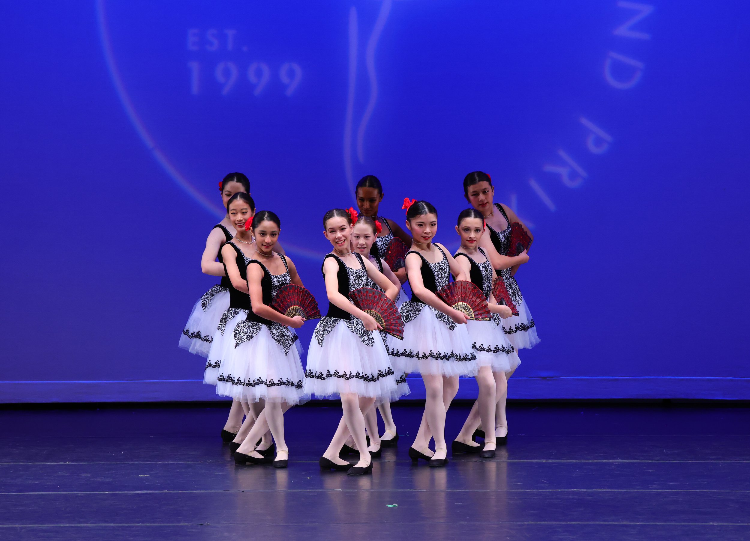 422SPANISHDANCEENS28037.jpeg