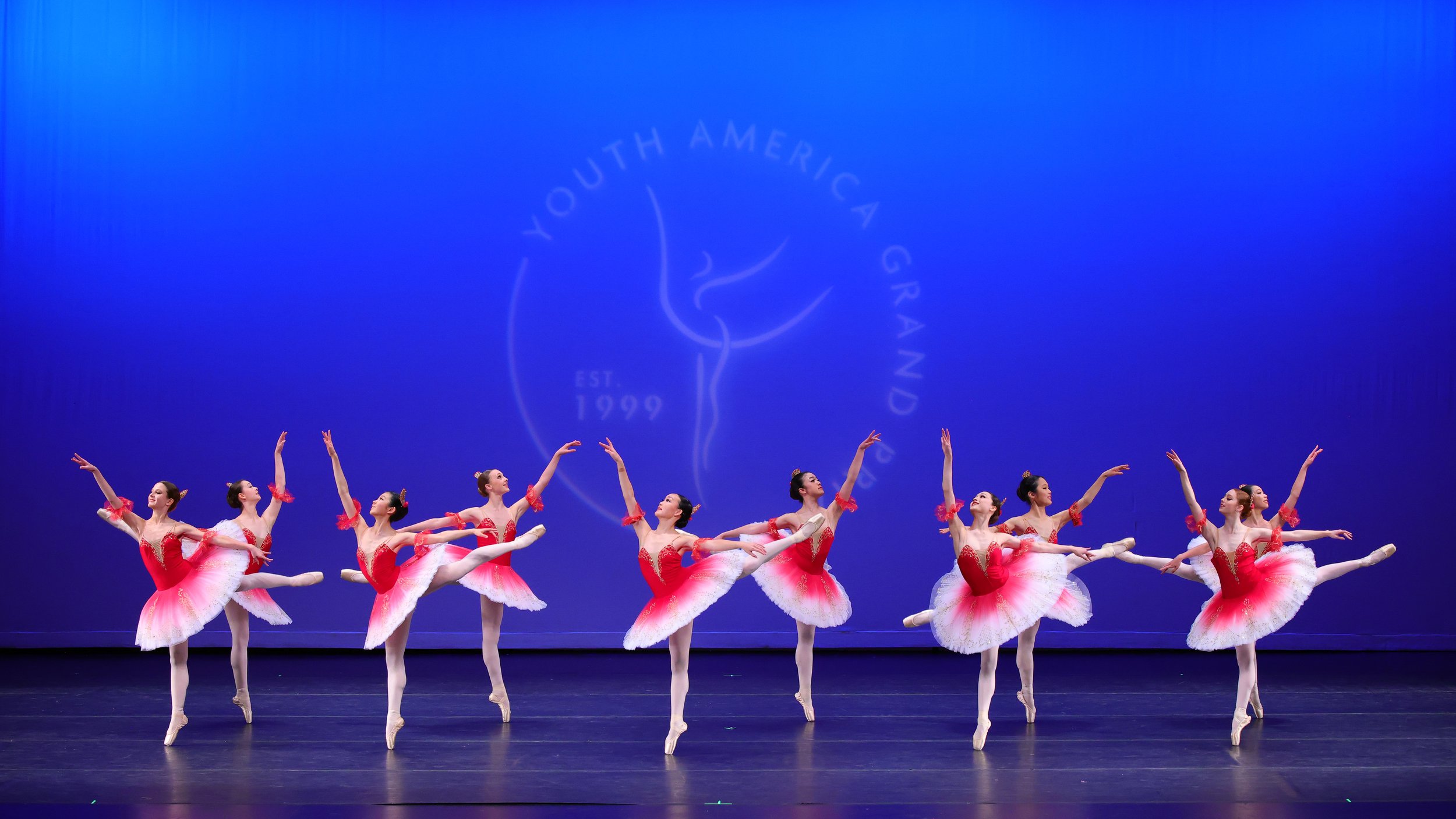 413GRANDPASFROMTHEBALLETPAQUITAENS26875.jpeg