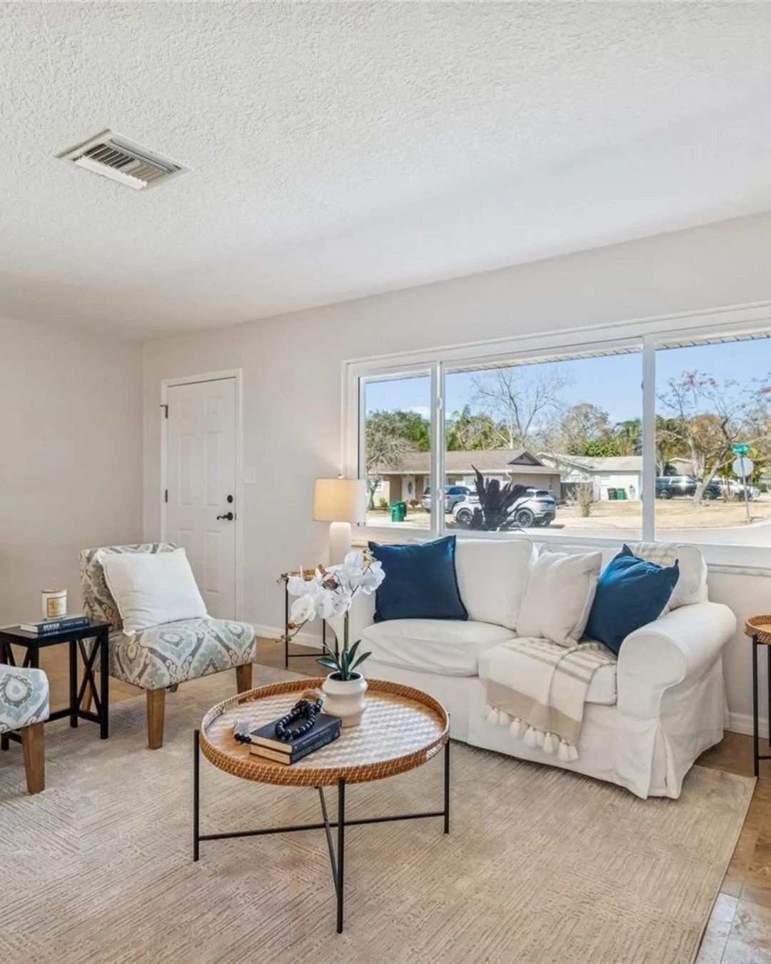 In this market, how a home shows matters.

We partnered with Jules before this listing hit the market to make sure buyers would see the value immediately. Online and in person.

When Realtors take the time to prepare a home the right way from the sta