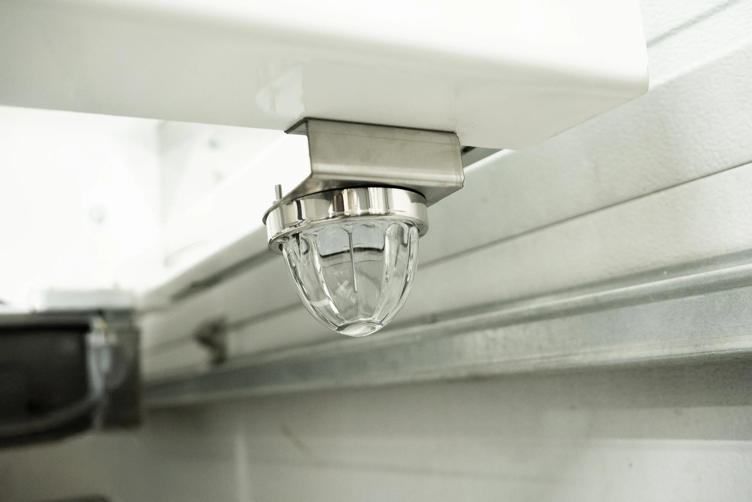 Stainless Steel Watermelon Light Bracket 90 Degree (601073)