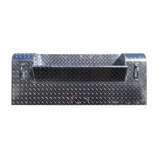 02-0501200_1_Kenworth-45-Inch-Diamond-Plate-Battery-Box-Cover_l.jpg