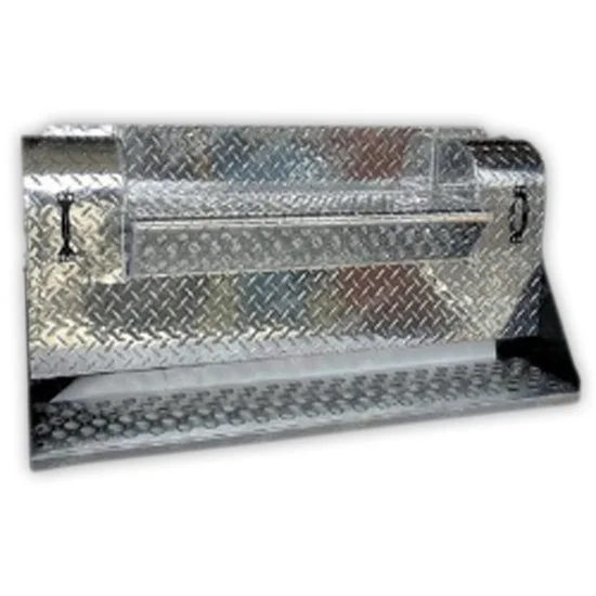 02-0501204_Kenworth-45-Inch-Diamond-Plate-Center-Step-Battery-Box_l.jpg