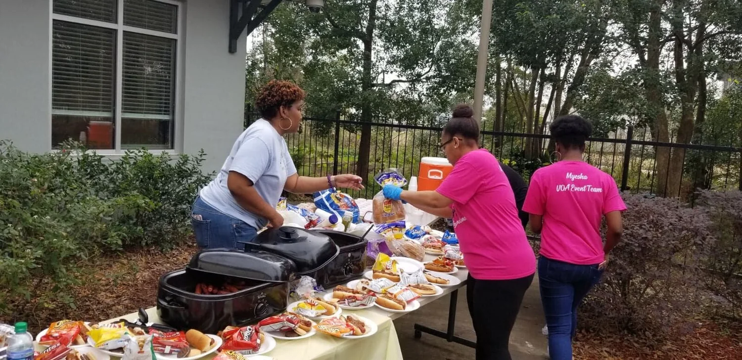 Community Service — Lambda Alpha Ques