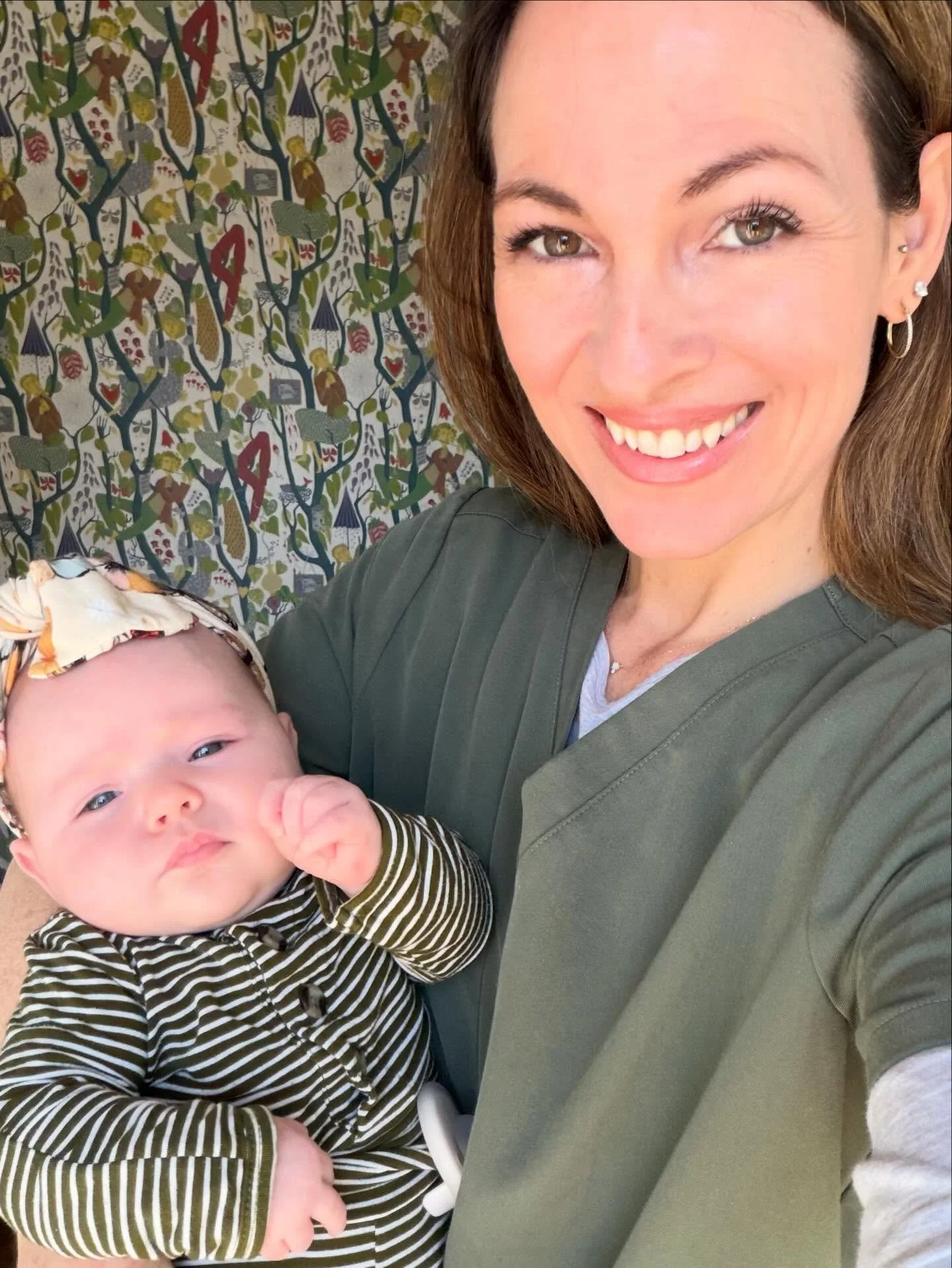 One of the greatest honors of my work&hellip; ✨

Watching a fertility patient become a pregnancy patient&hellip;
then a postpartum mama&hellip;

And finally getting baby snuggles while she&rsquo;s on the table enjoying her much needed self-care time.