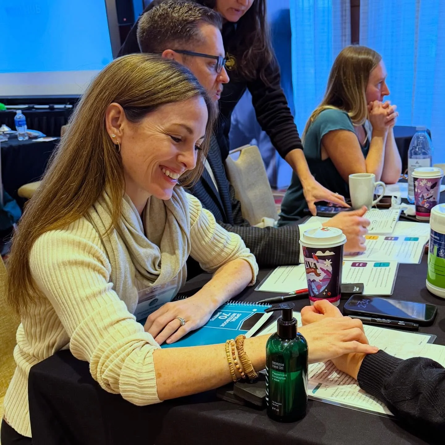 Still soaking in the magic from this weekend!! ✨

I spent the last few days immersed in a Chinese herbal medicine seminar with @tcm_hub_education, deepening my understanding of their pulse and tongue diagnosis system&mdash;and wow, what a gift it was