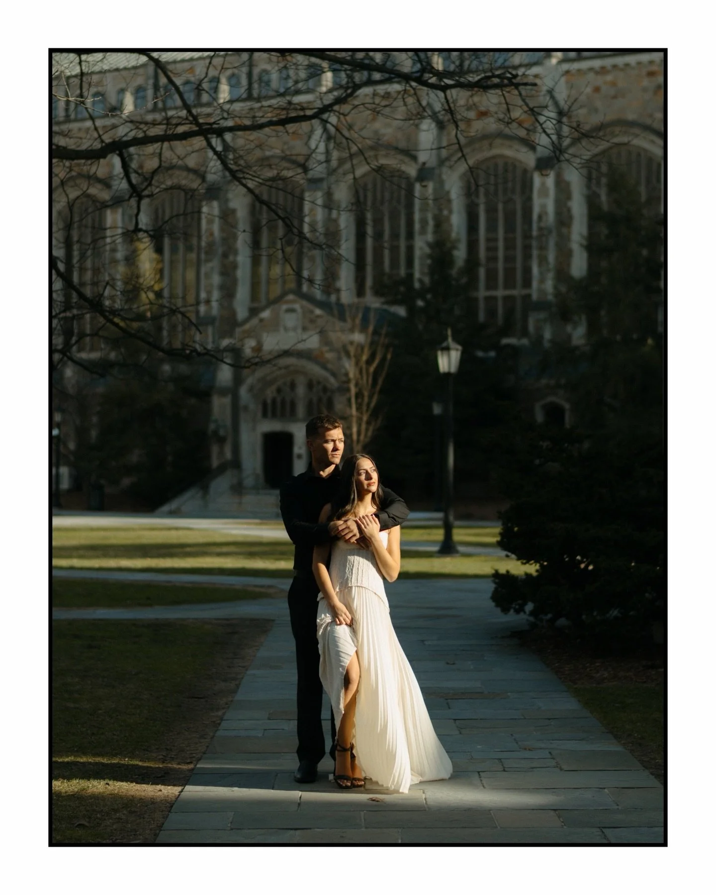 a sunny day at the Law Quad with H &amp; S ☀️🟤🏛️

#michiganweddingphotographer #detroitweddingphotographer #michiganphotographer #michiganwedding
