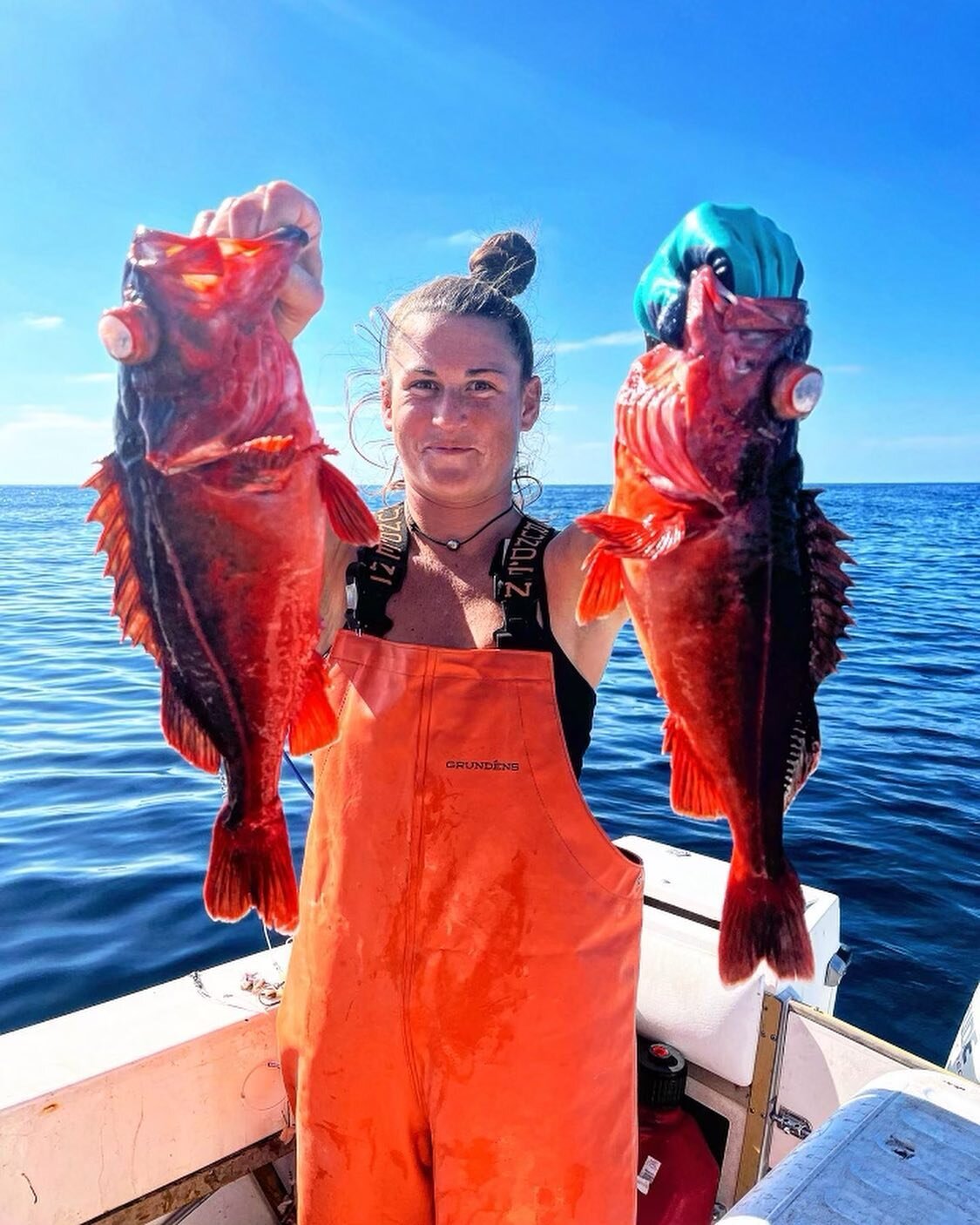 New crew alert! Chloe came to us recently and has helped take Paramount to the next level with her ocean knowledge, hard work and positive attitude. Welcome Chloe!!! 

Chloe Vetterli was born and raised in Santa Cruz, California to a family who nurtu