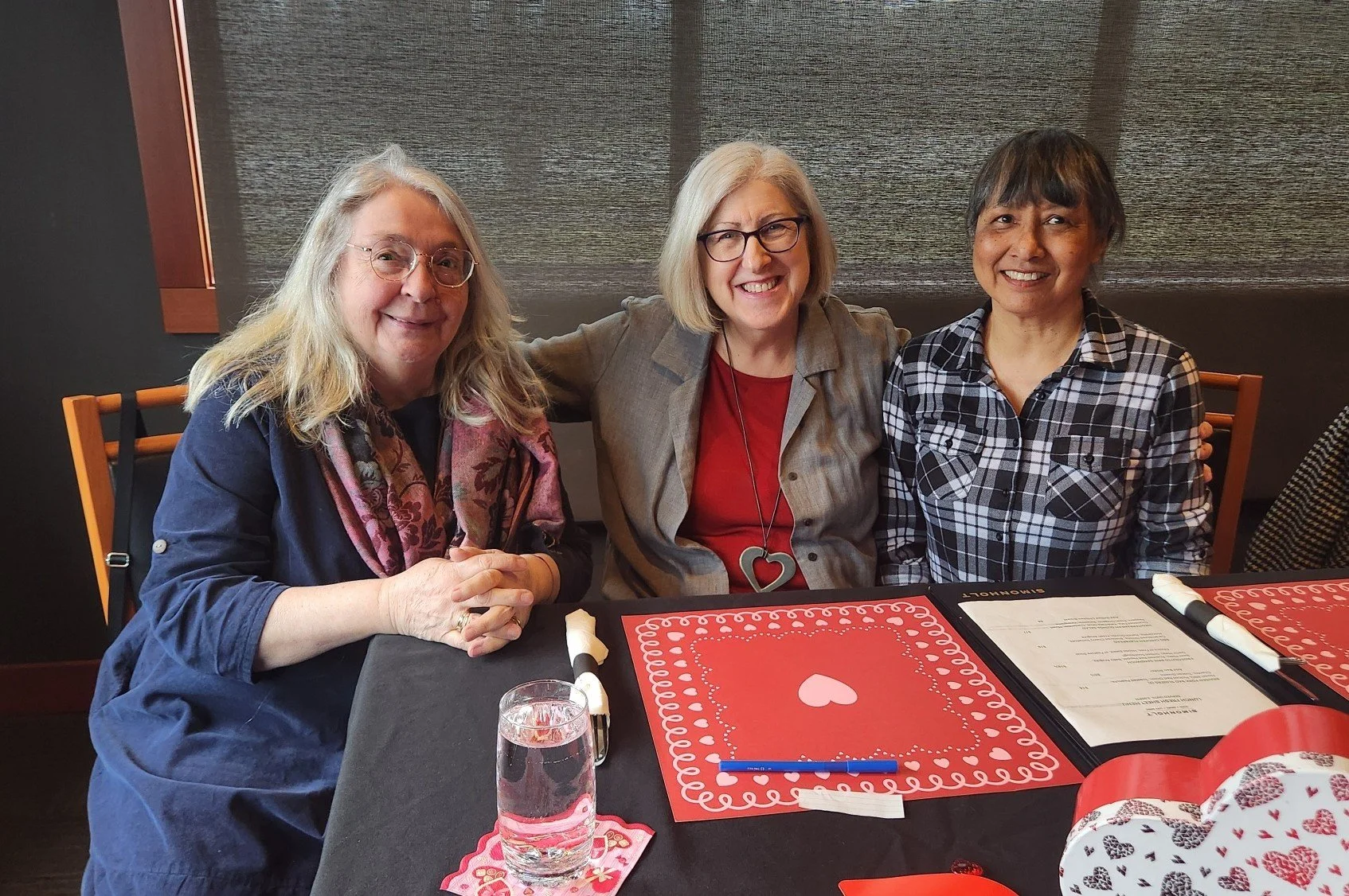 (l-r) Cathy Shonwise, Lynne MacFadgen and Jennifer U'Chong