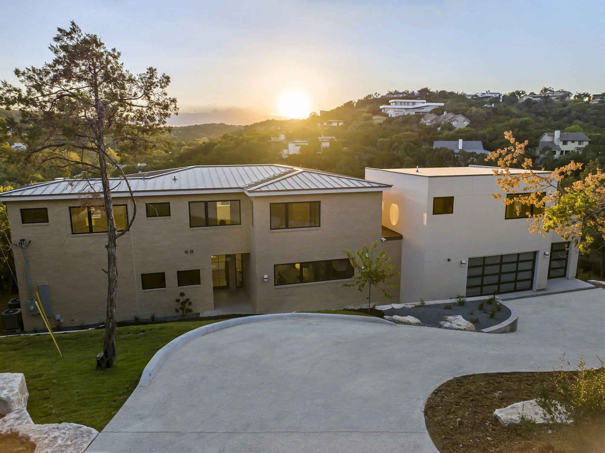 SOLD | 201 REDBUD TRL