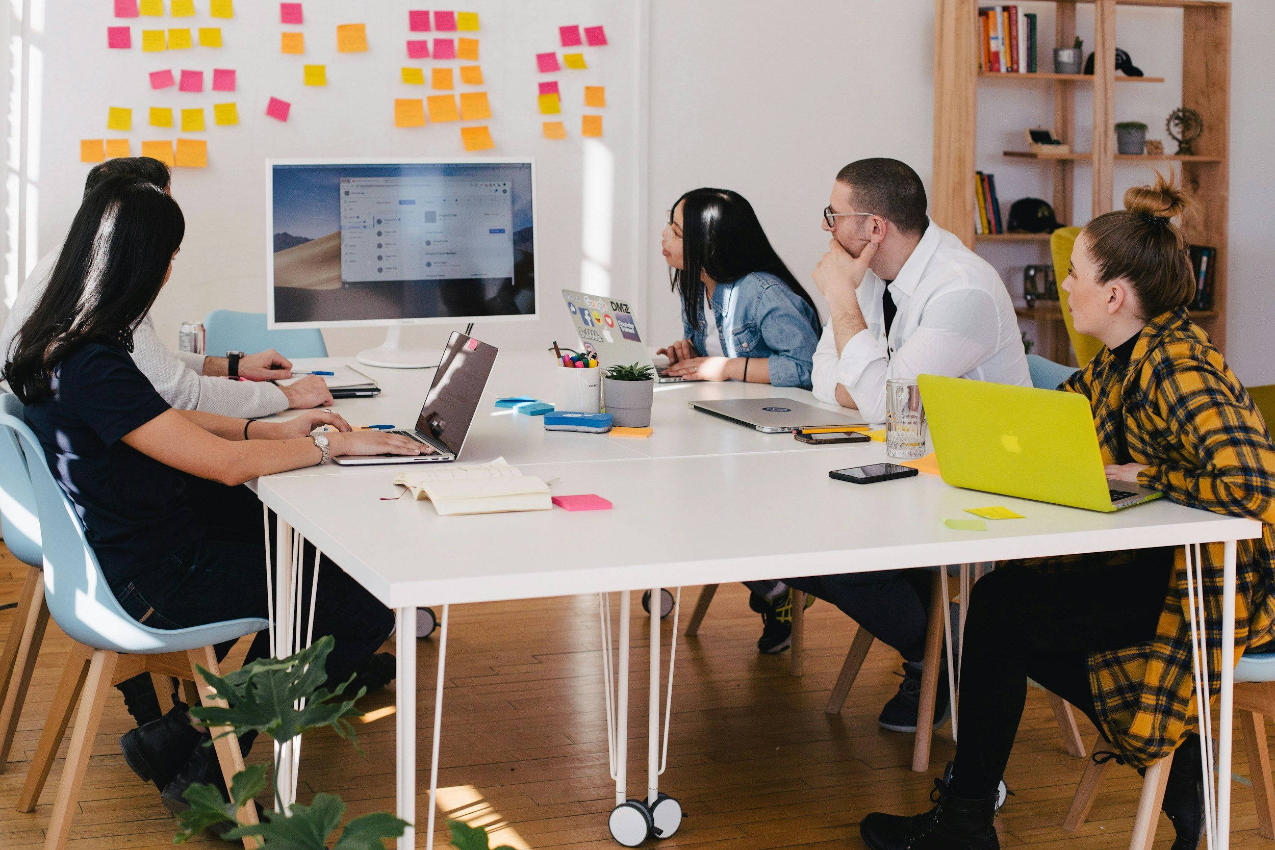 HOW TO CREATE A COMPELLING BRAND NARRATIVE