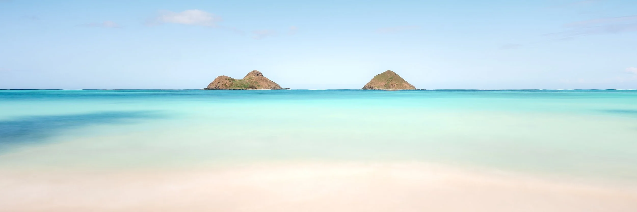 beautiful-panoramic-shot-of-the-lanikai-beach-in-k-2023-11-27-05-34-58-utc.jpeg