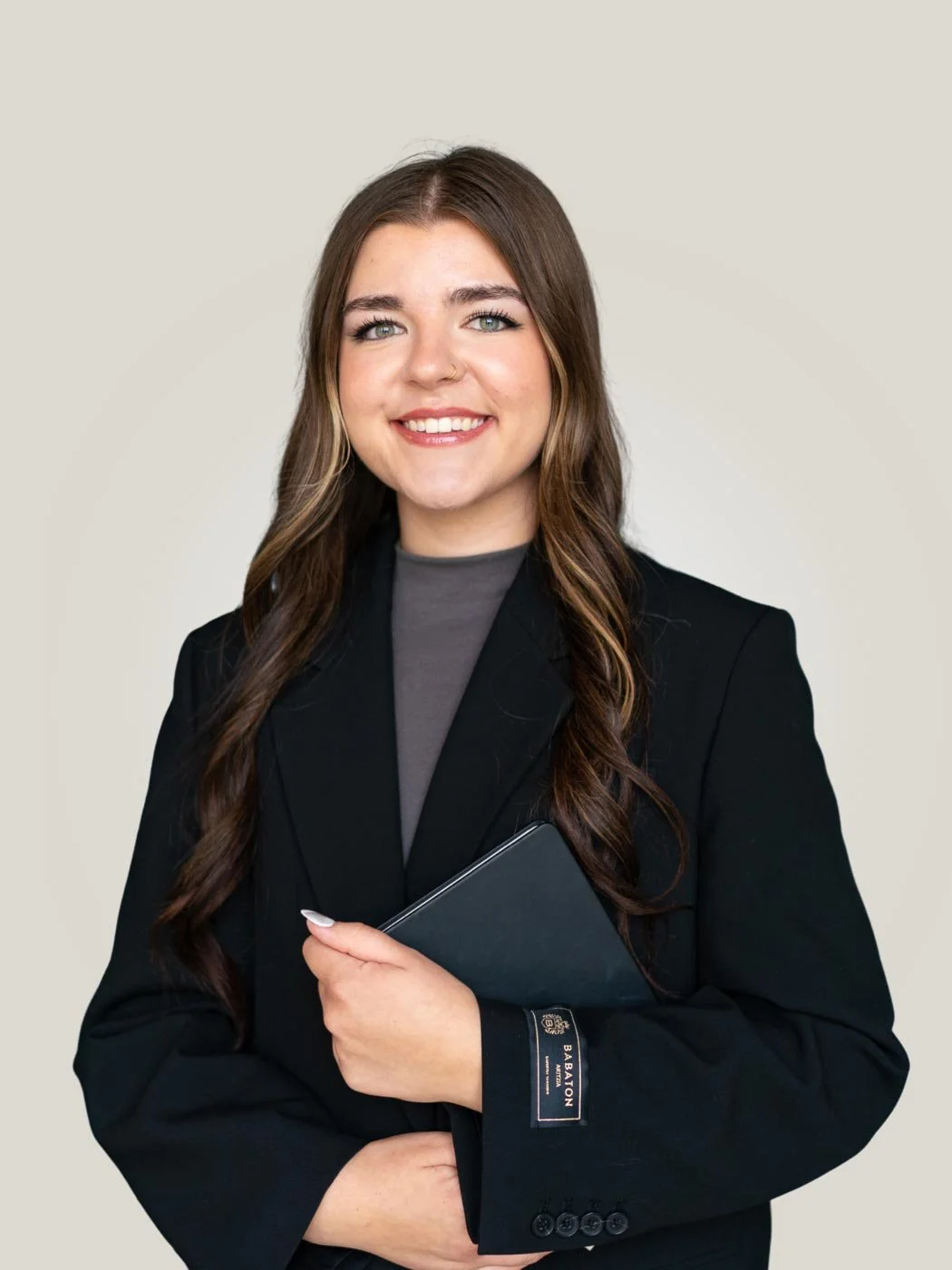 KAMRYN MOSCRIP, SEARCH CONSULTANT & SENIOR LEAD - INDUSTRIAL