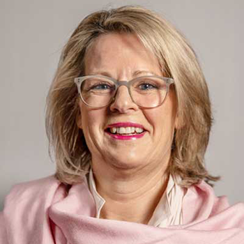 Episode 8: Diana Butler OAM - “Let Your Pains Be Your Gifts”, the heartache of baby loss