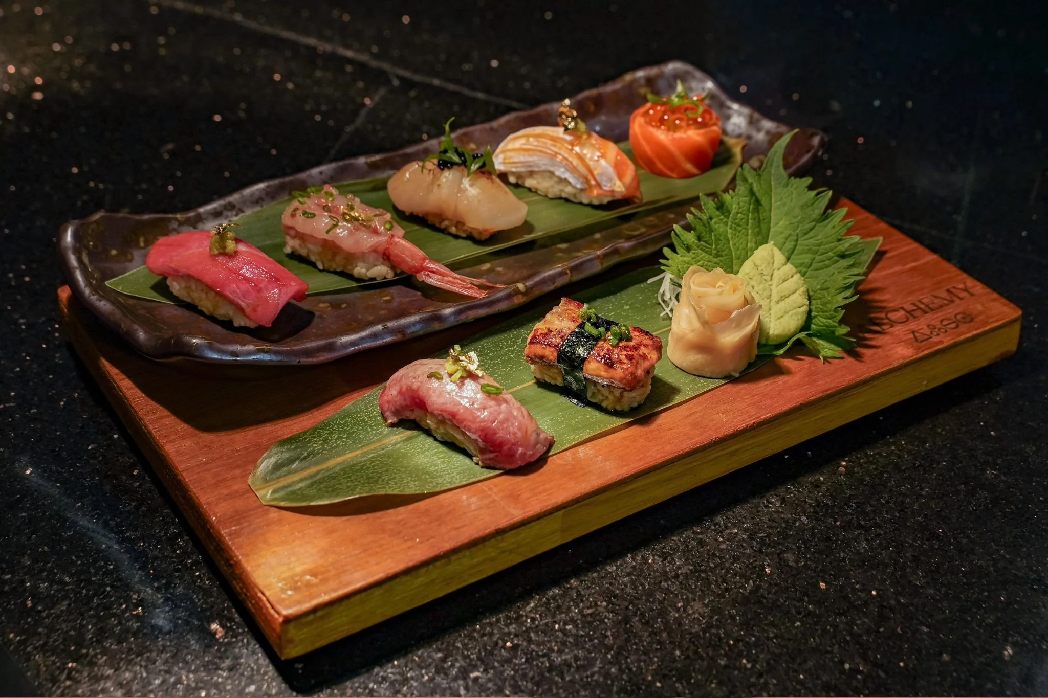 𝑷𝒓𝒆𝒎𝒊𝒖𝒎 𝑵𝒊𝒈𝒊𝒓𝒊 𝑺𝒆𝒕 (𝟕 𝒑𝒄𝒔) 
JP Wagyu A5 / Foie Gras / Hotate / Chutoro / Salmon Toro / Red Prawn / Ikura Gunkan
Премиальный сет нигири (7 шт.)
Японский вагю A5 / Фуа-гра / Хотатэ / Чуторо / Торо из лосося / Красная креветка / Гунк