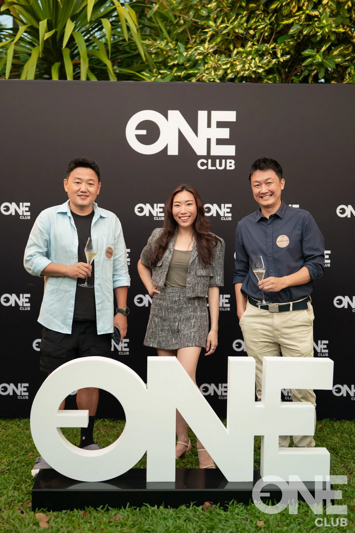 One club-250.jpg