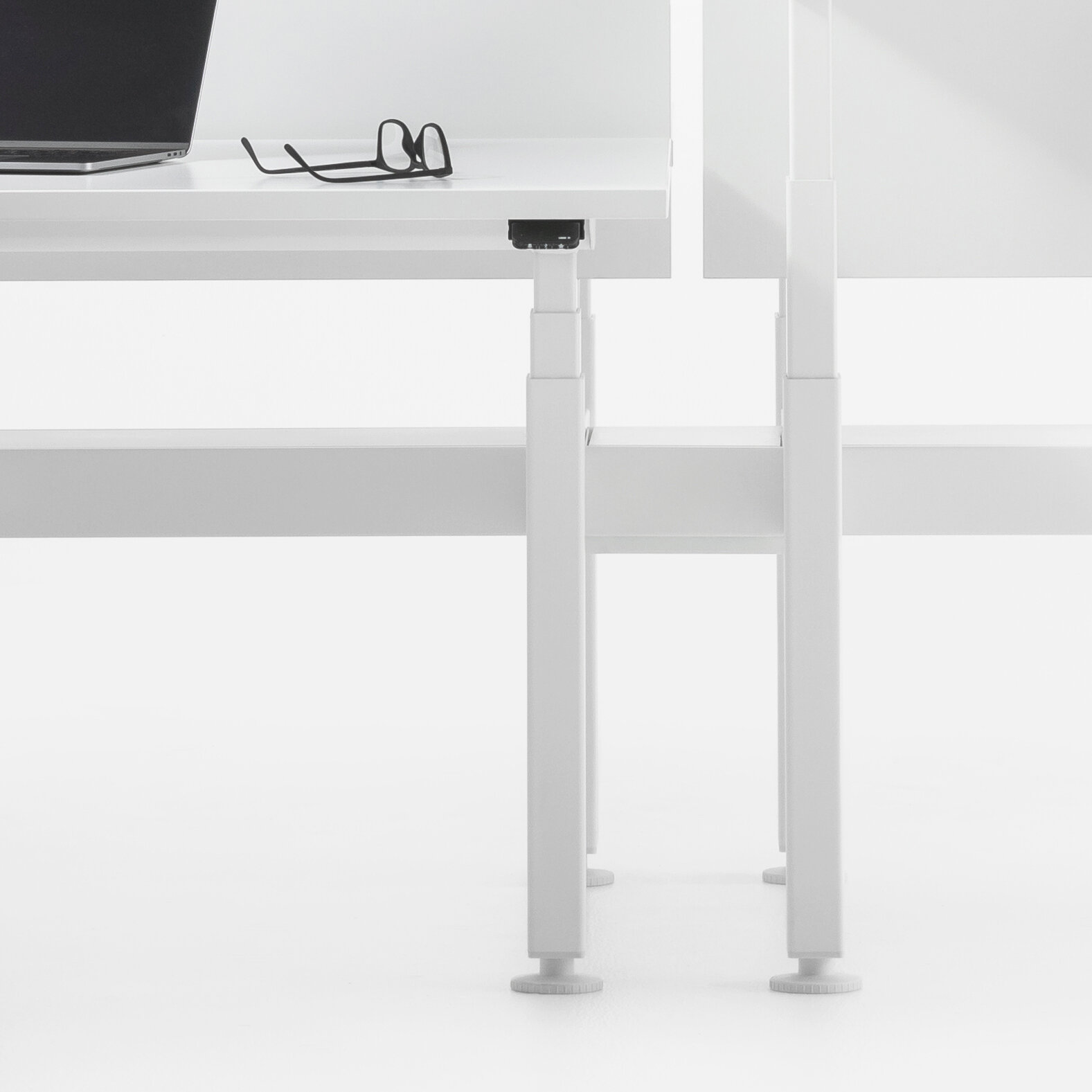 Cable Organizer|Cable Management for The Duo Standing Desk White