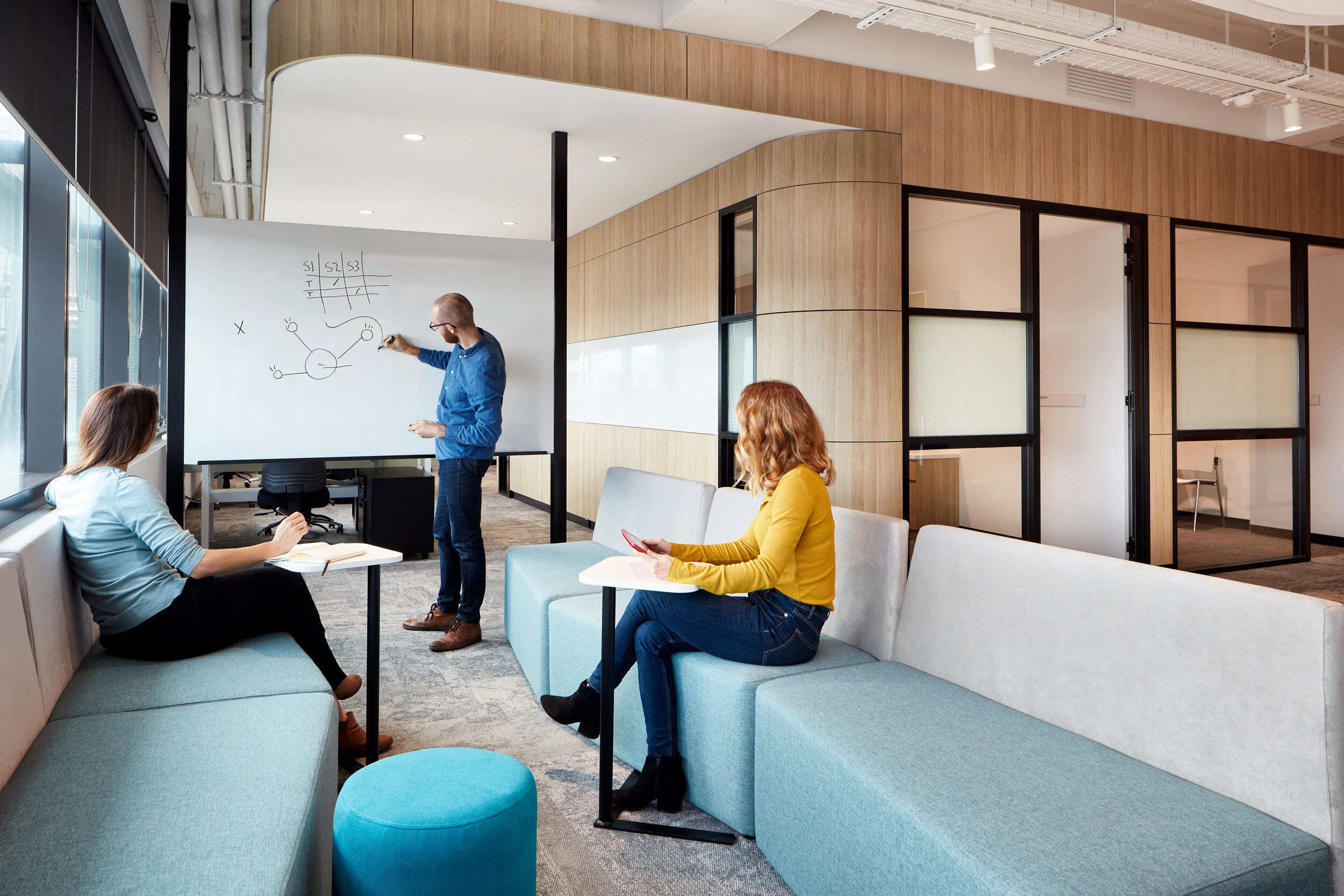 UTS Graduate School of Health Sydney — Commercial furniture