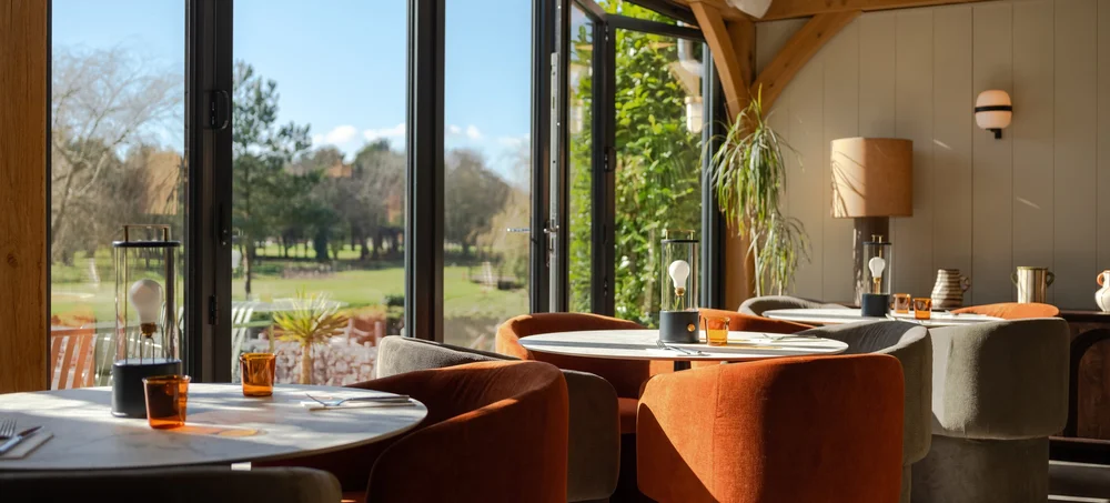 dine-at-laceby-manor-in-lincolnshire-the-oak-room-and-clubhouse