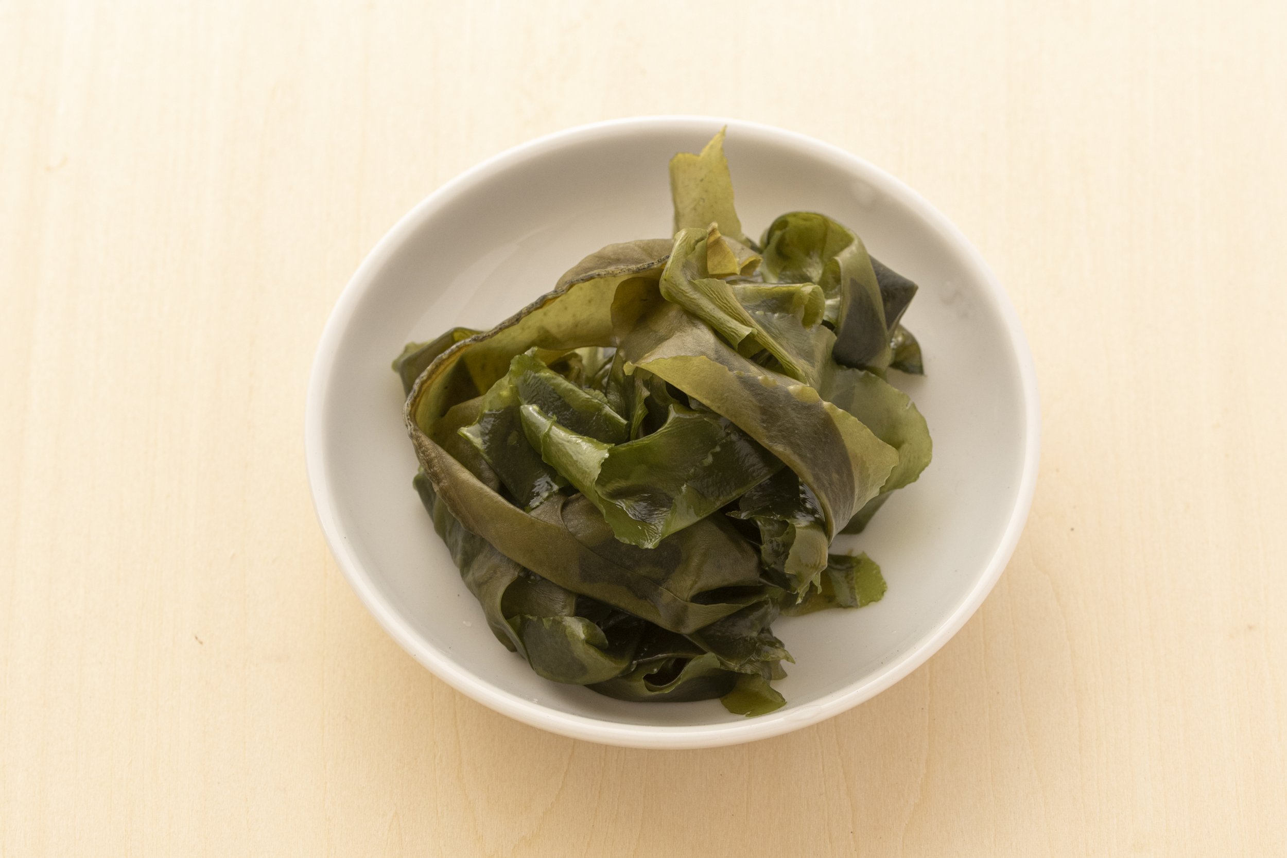 A Guide to Wakame (Sea Vegetable), with tips and recipes