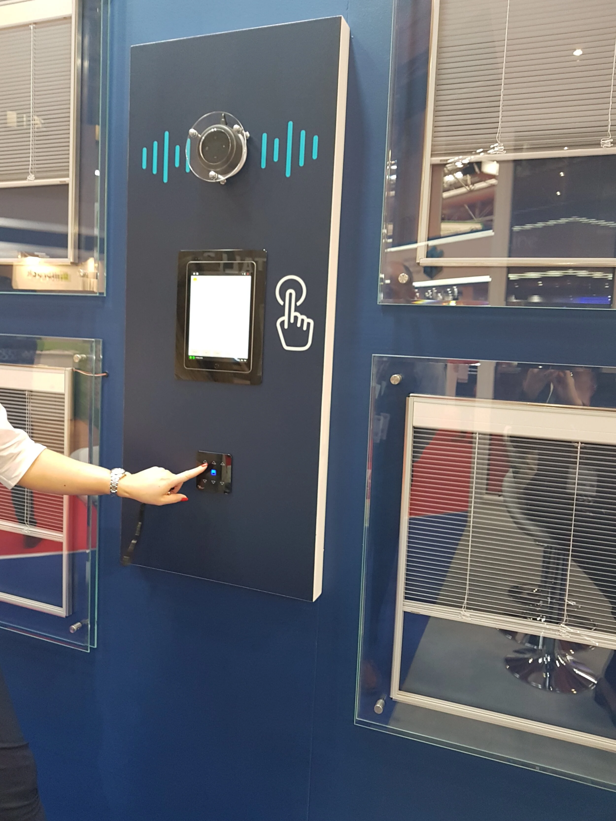 Smart Home Integral Blind Technology Is A Hit At The FIT Show