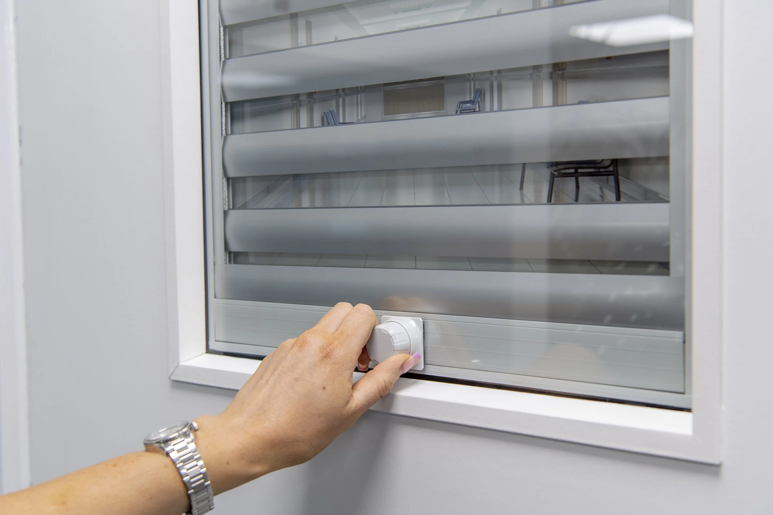 Morley Glass launches new integral blind system for healthcare buildings