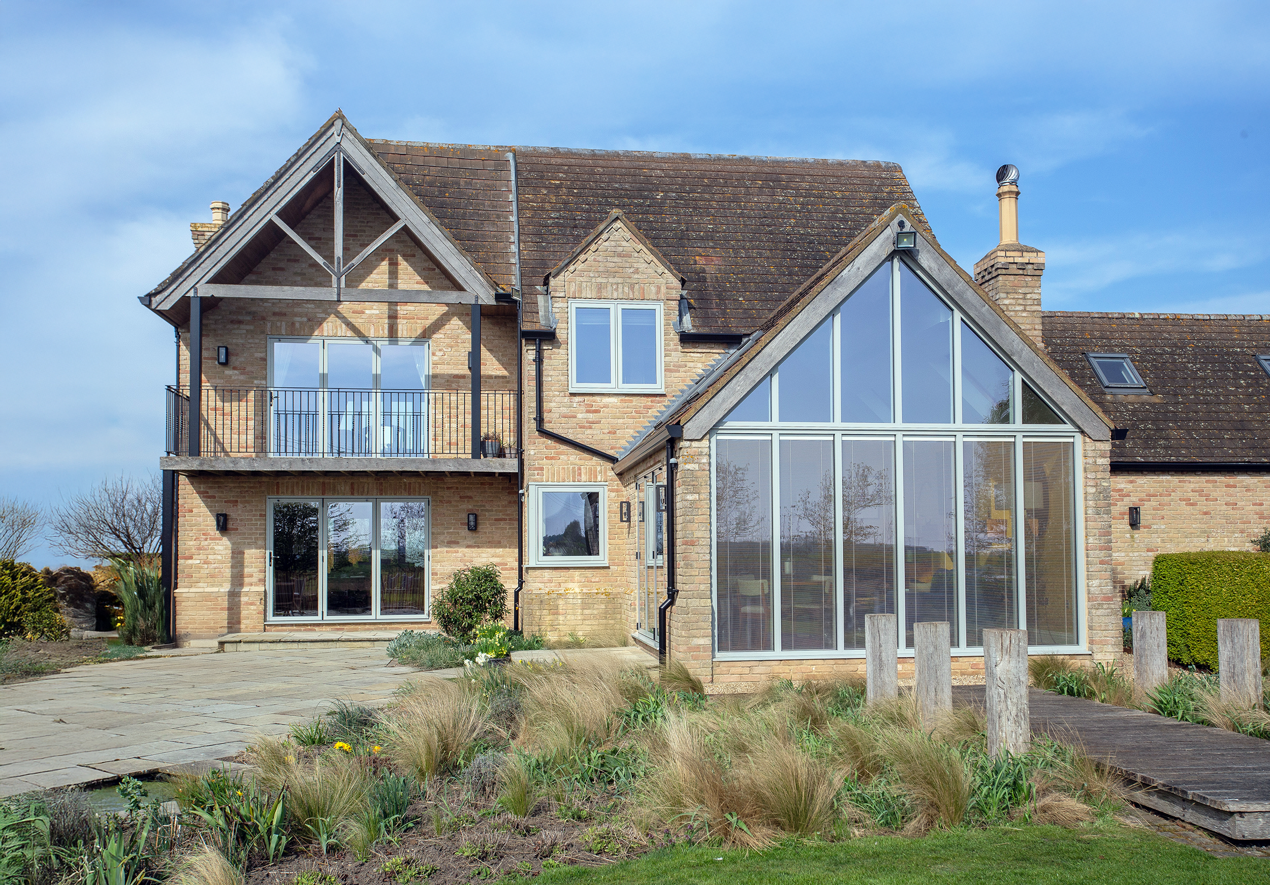 Sheerline Reveals Stunning Installation of the Month Winner