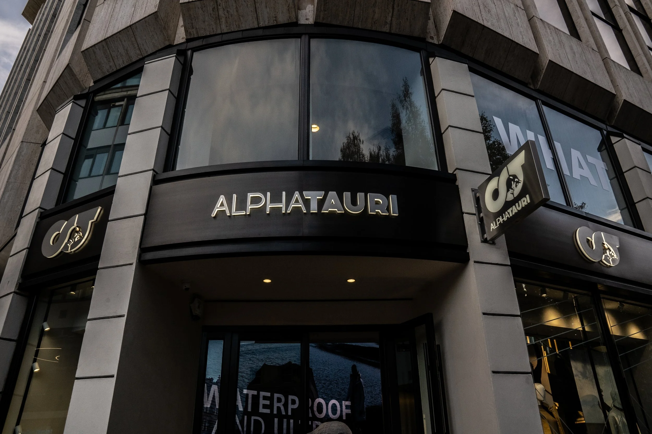 Alpha Tauri F1 team store in Knightsbridge.  Multiple signage solutions including Acrylic, Perspex, Halo Illumination, Laser Cut Steel and more