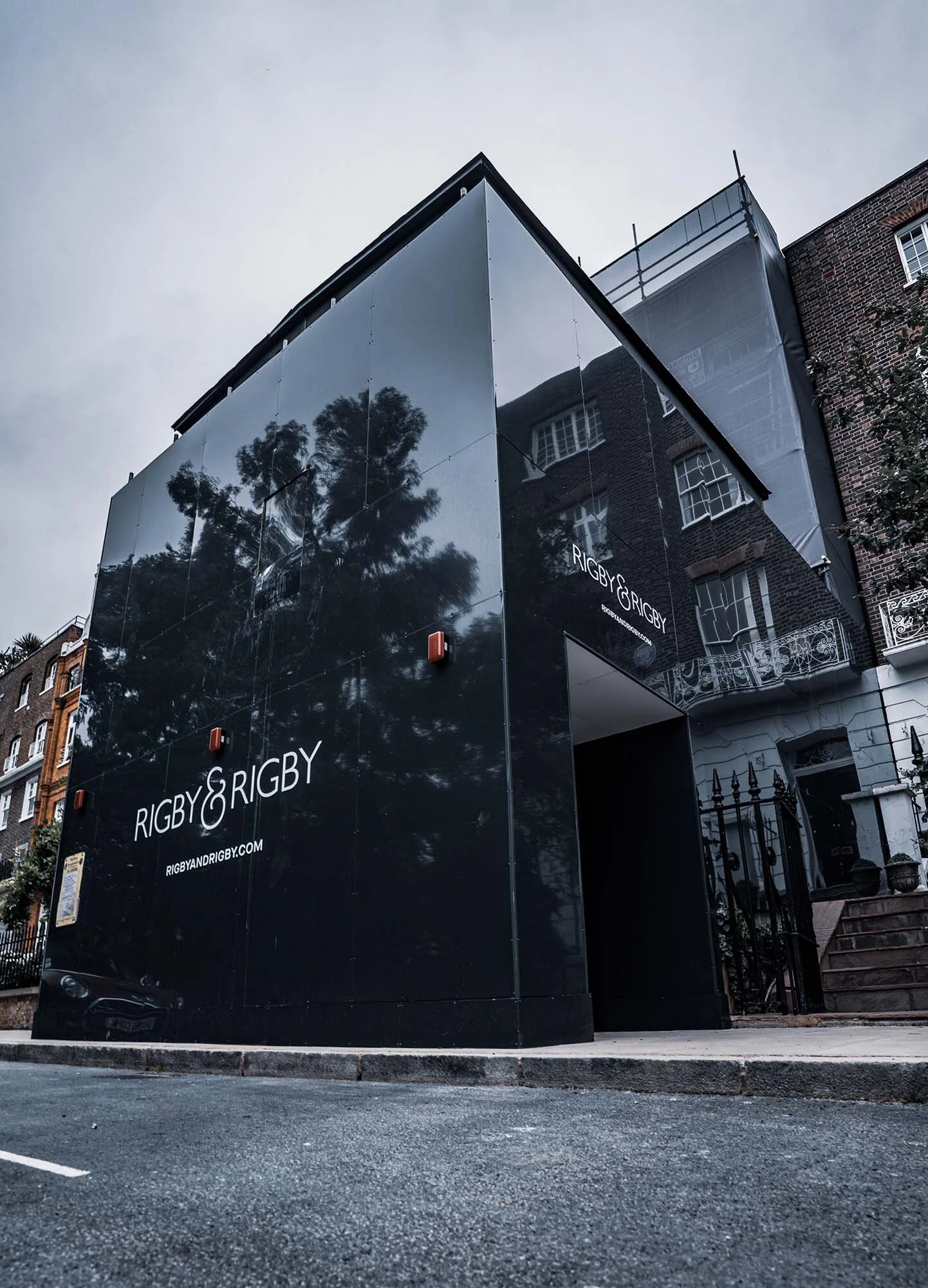 Black hoarding, signage, and banner wrap